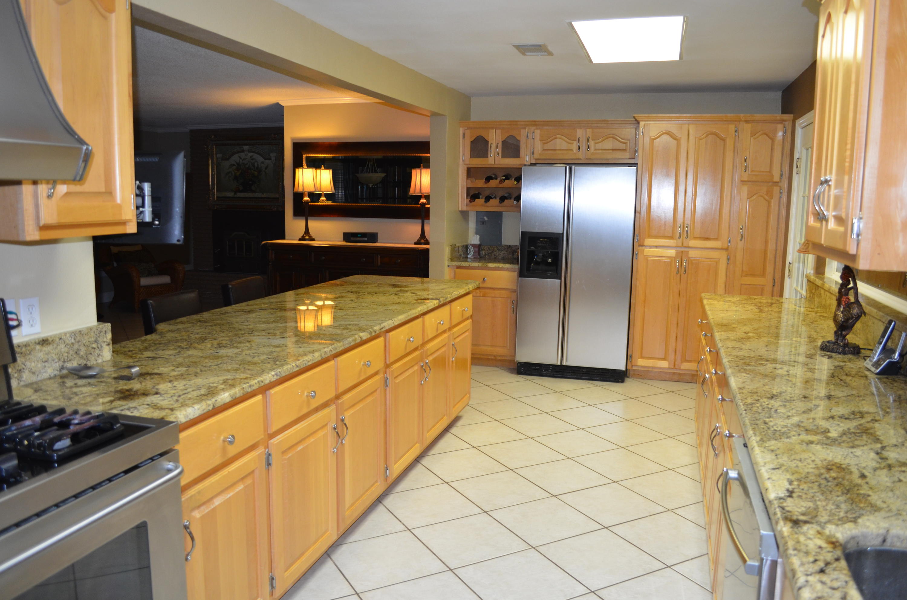 SUNSET STRIP - Residential