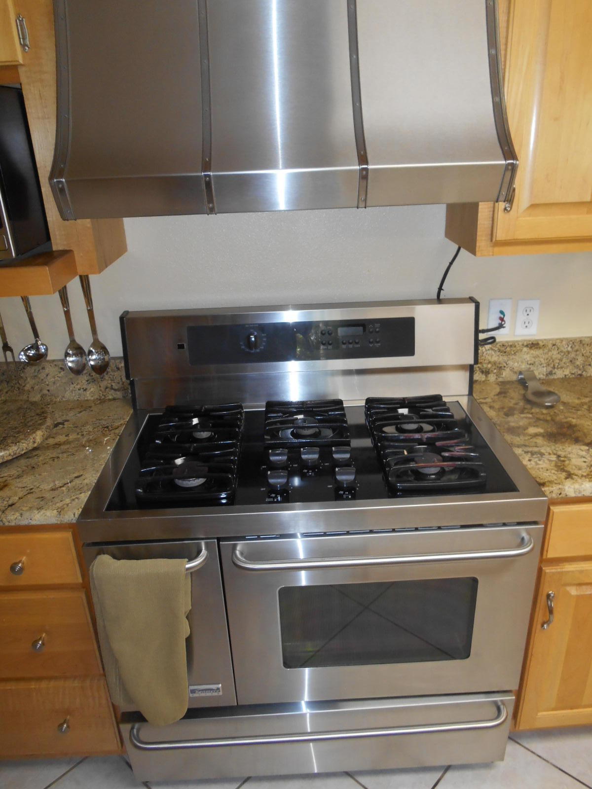 SUNSET STRIP - Residential