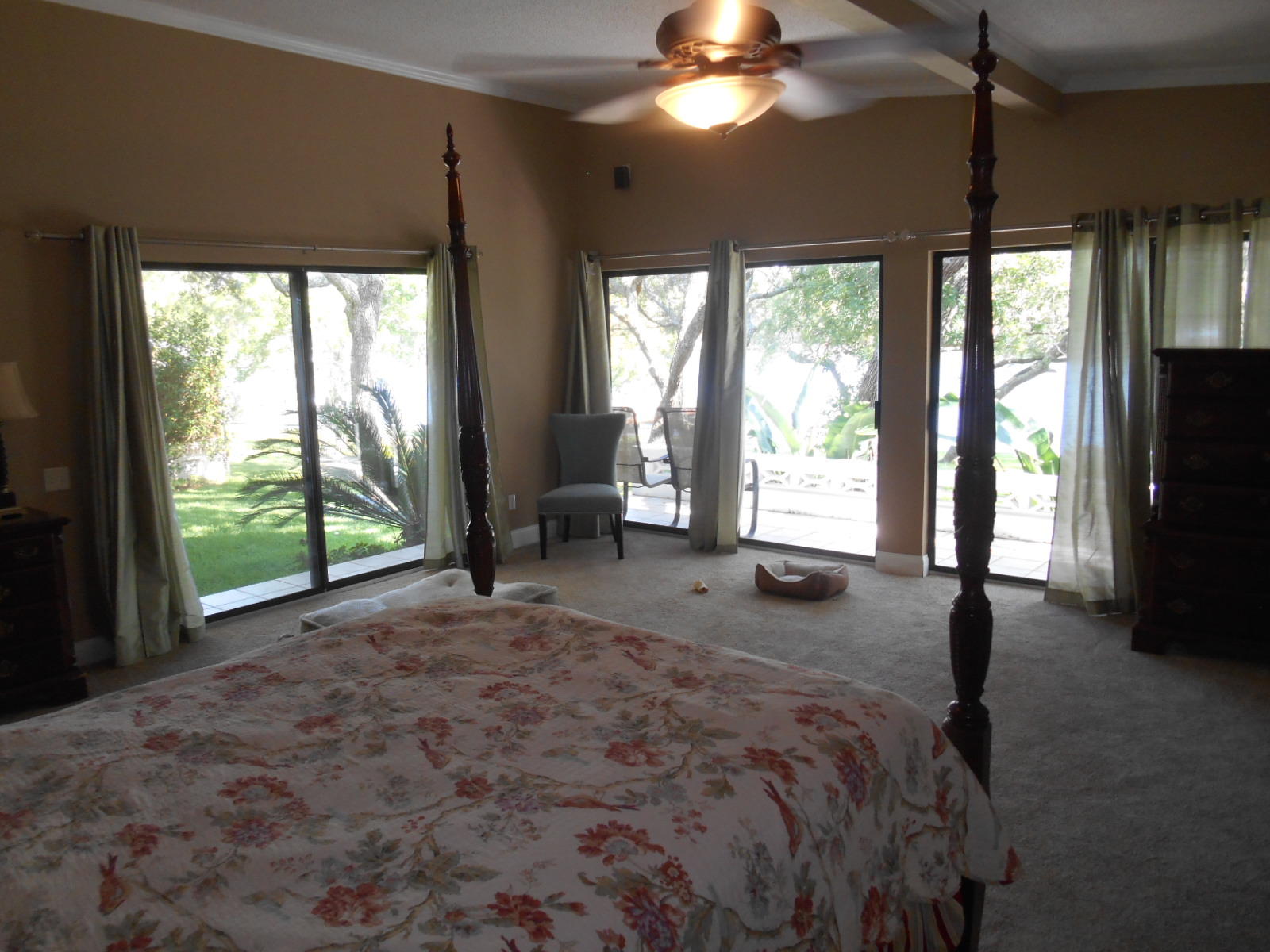 SUNSET STRIP - Residential