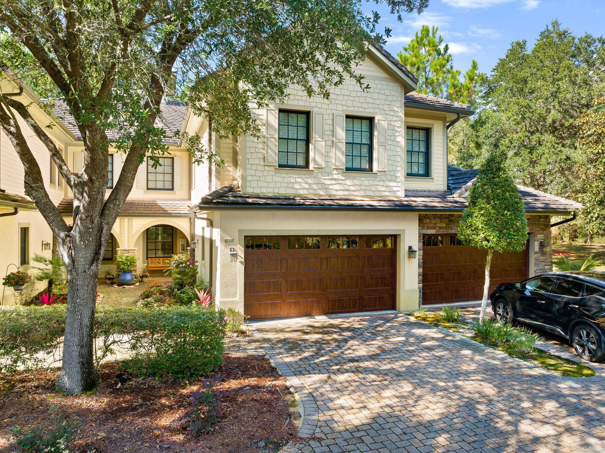 WILD HERON - CLUBSIDE II - Residential