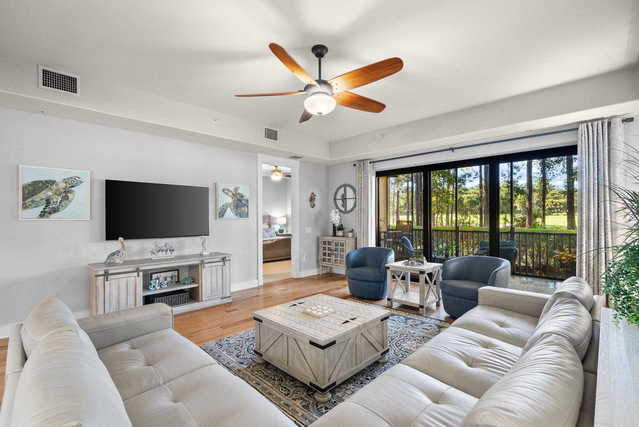 WILD HERON - CLUBSIDE II - Residential