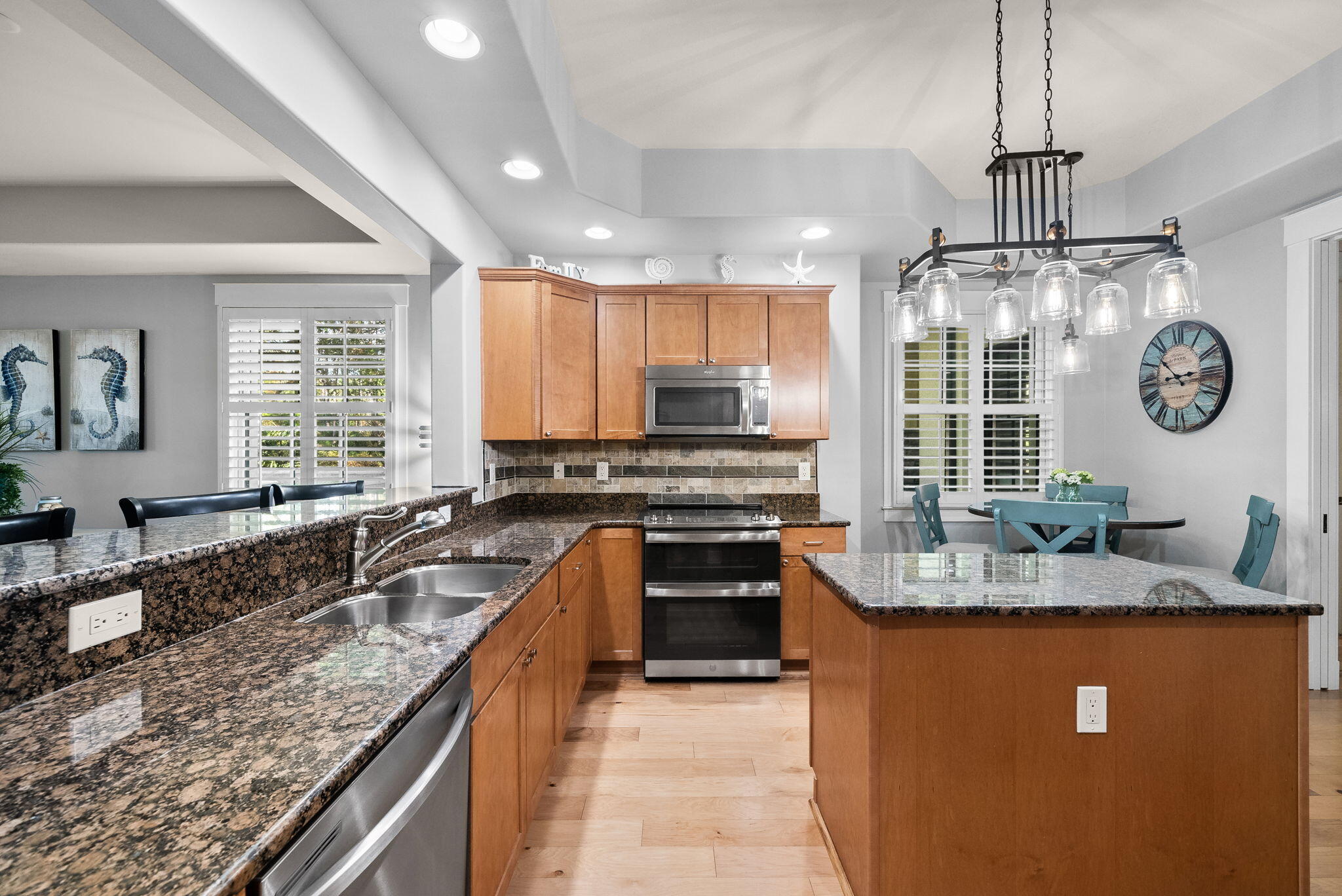 WILD HERON - CLUBSIDE II - Residential