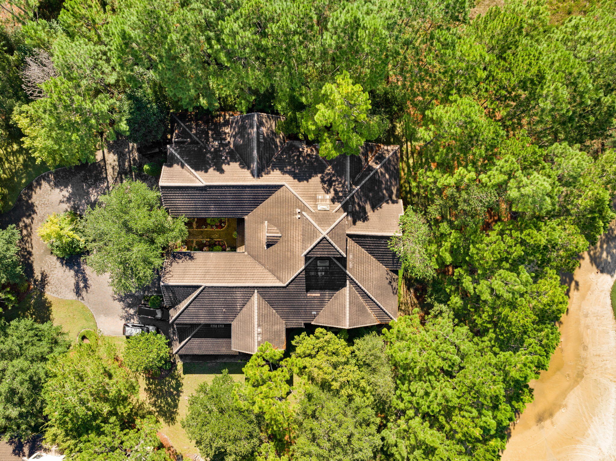 WILD HERON - CLUBSIDE II - Residential