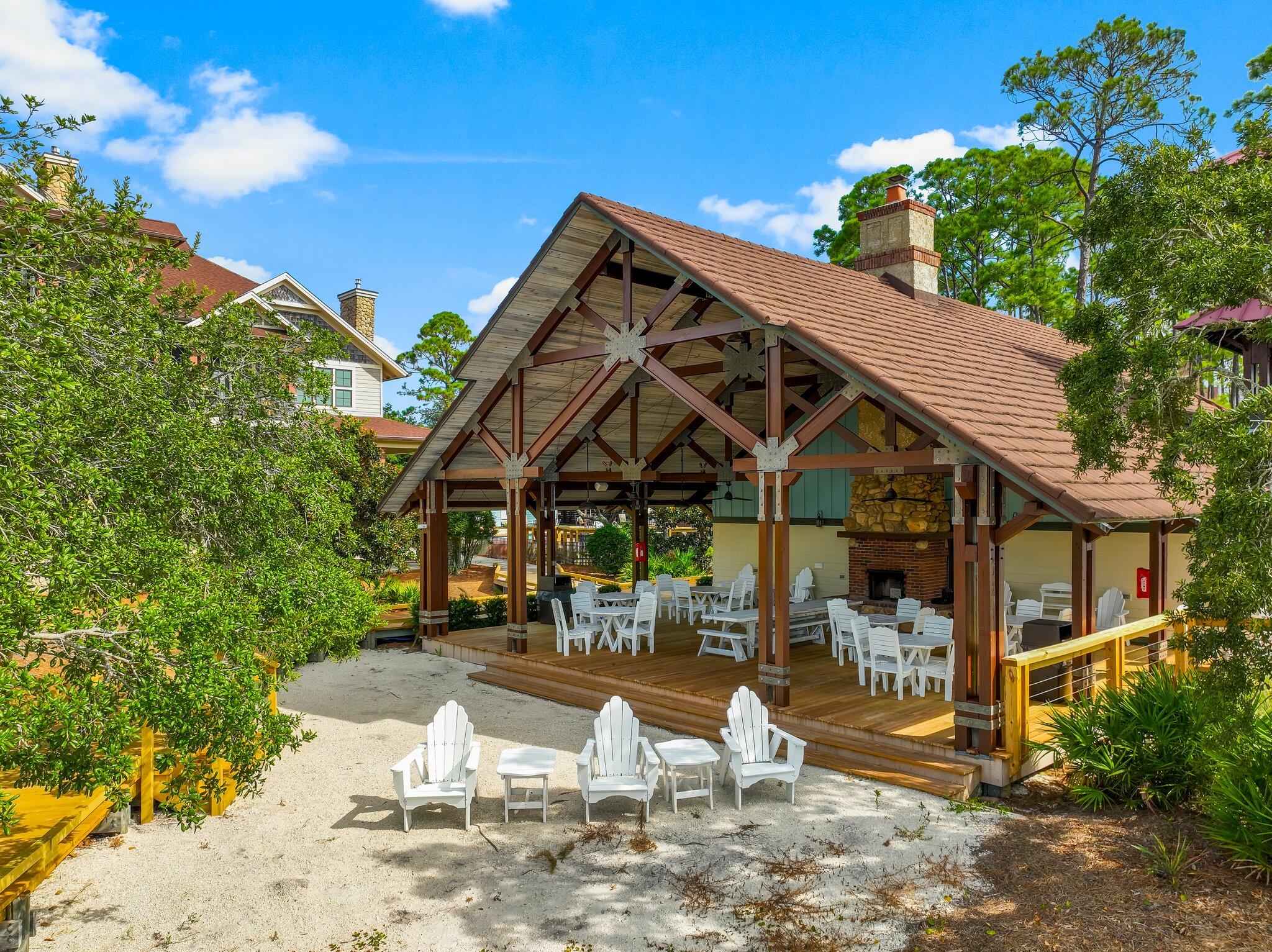 WILD HERON - CLUBSIDE II - Residential