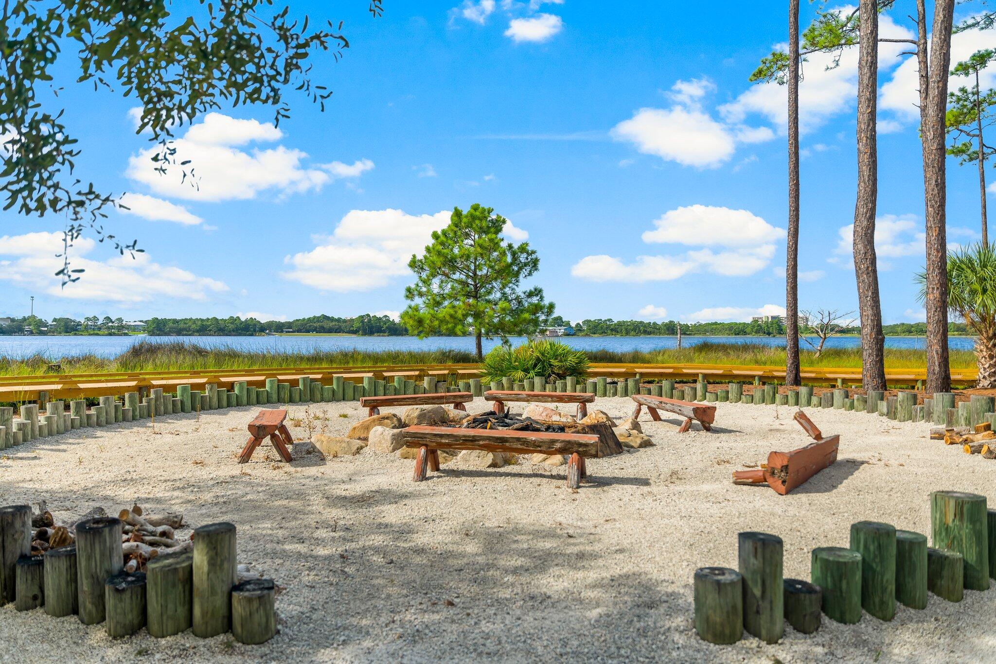 WILD HERON - CLUBSIDE II - Residential