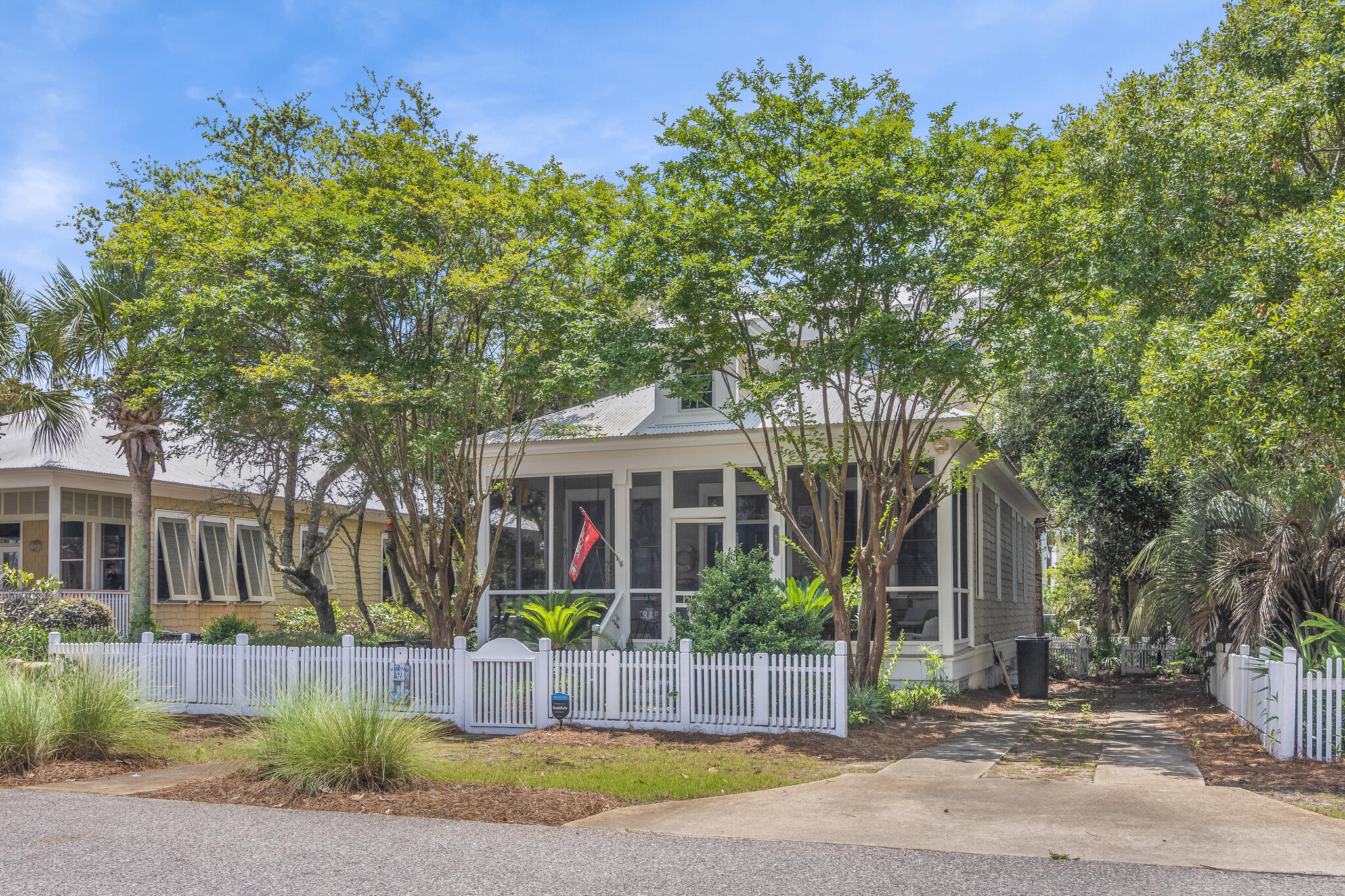FRANGISTA BEACH 1ST ADDN - Residential