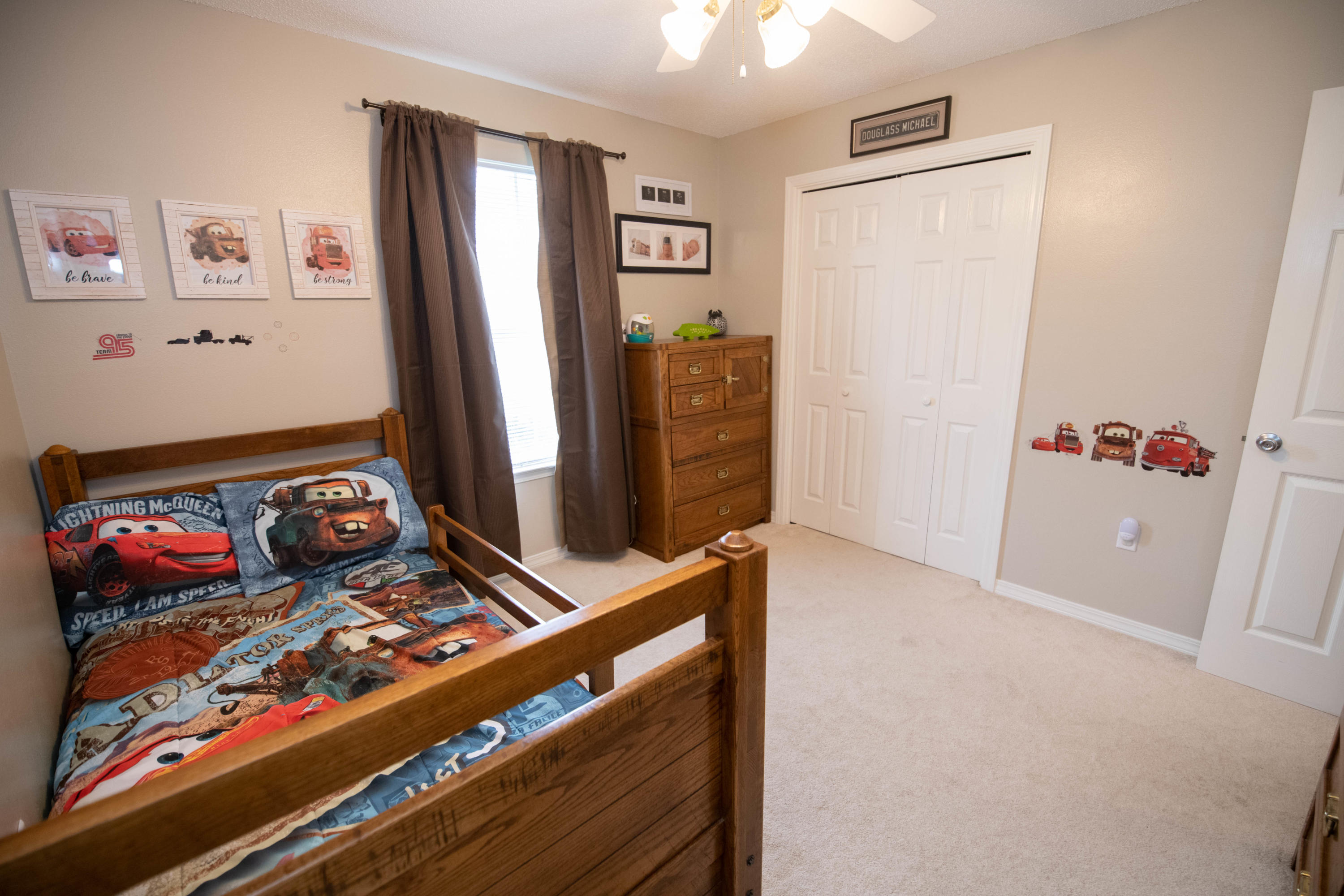 SOUTHMINSTER VILLAGE - Residential