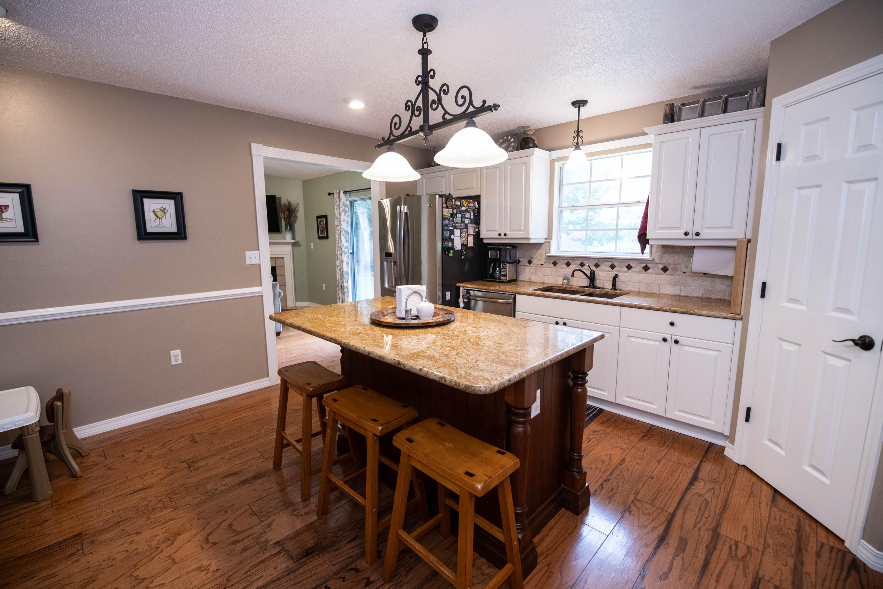 SOUTHMINSTER VILLAGE - Residential