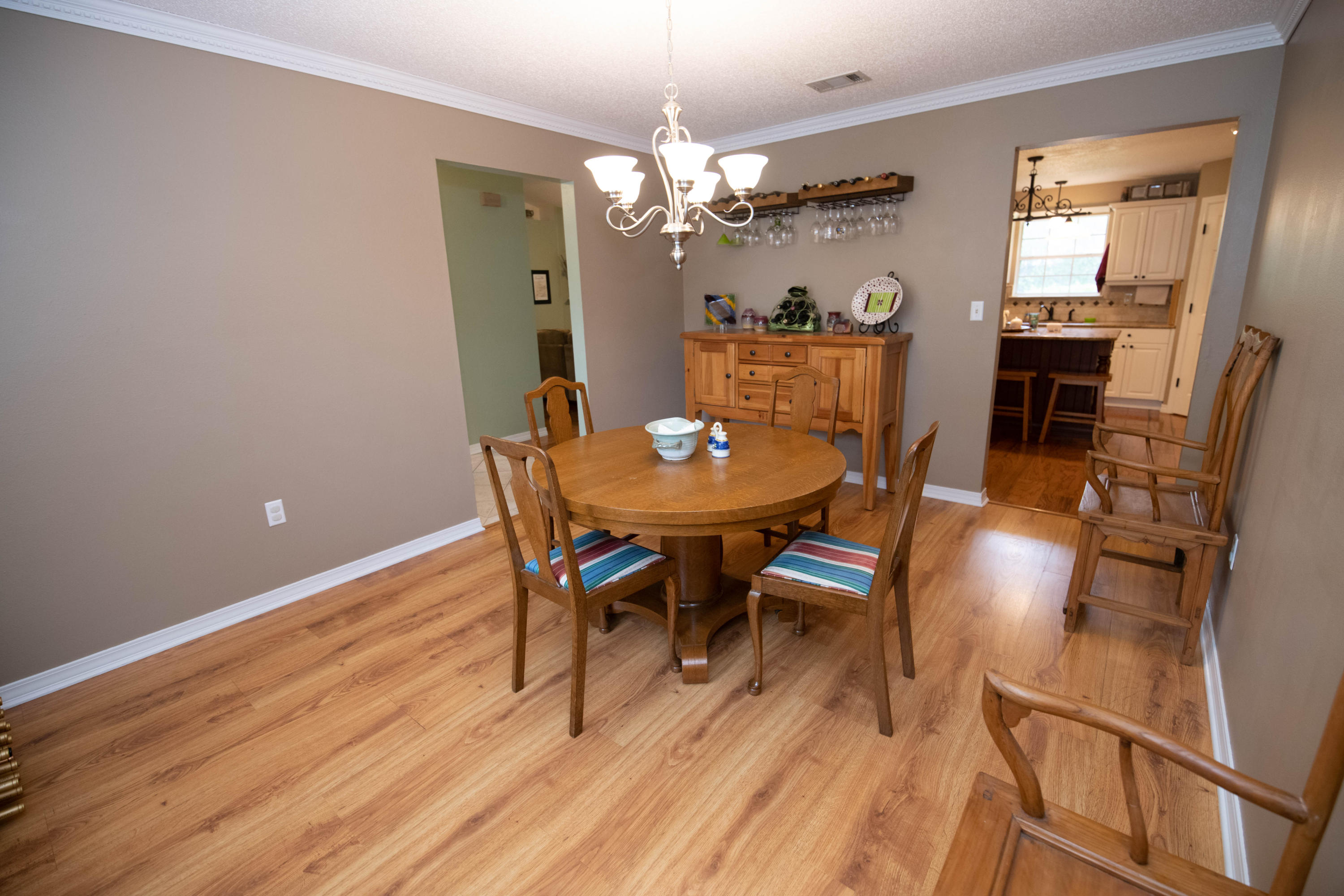 SOUTHMINSTER VILLAGE - Residential