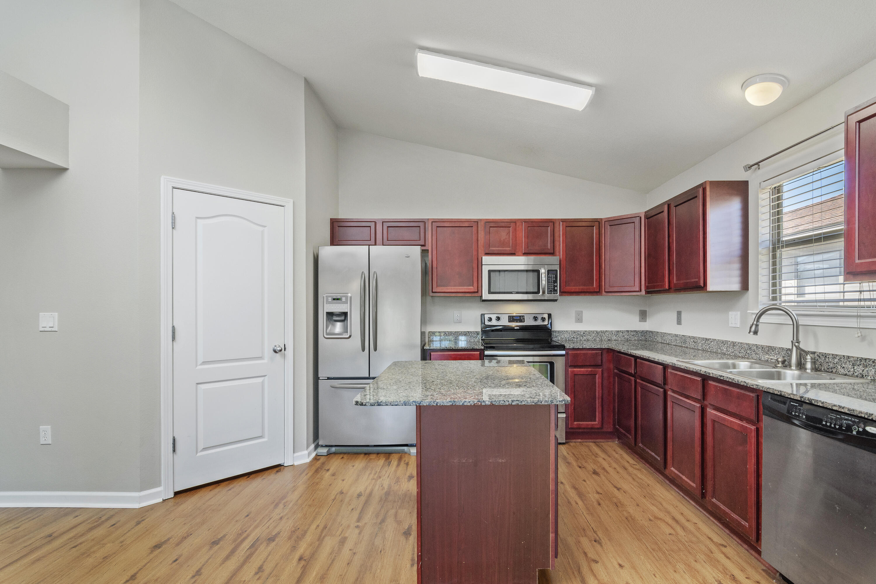 PROMISE CREEK - Residential