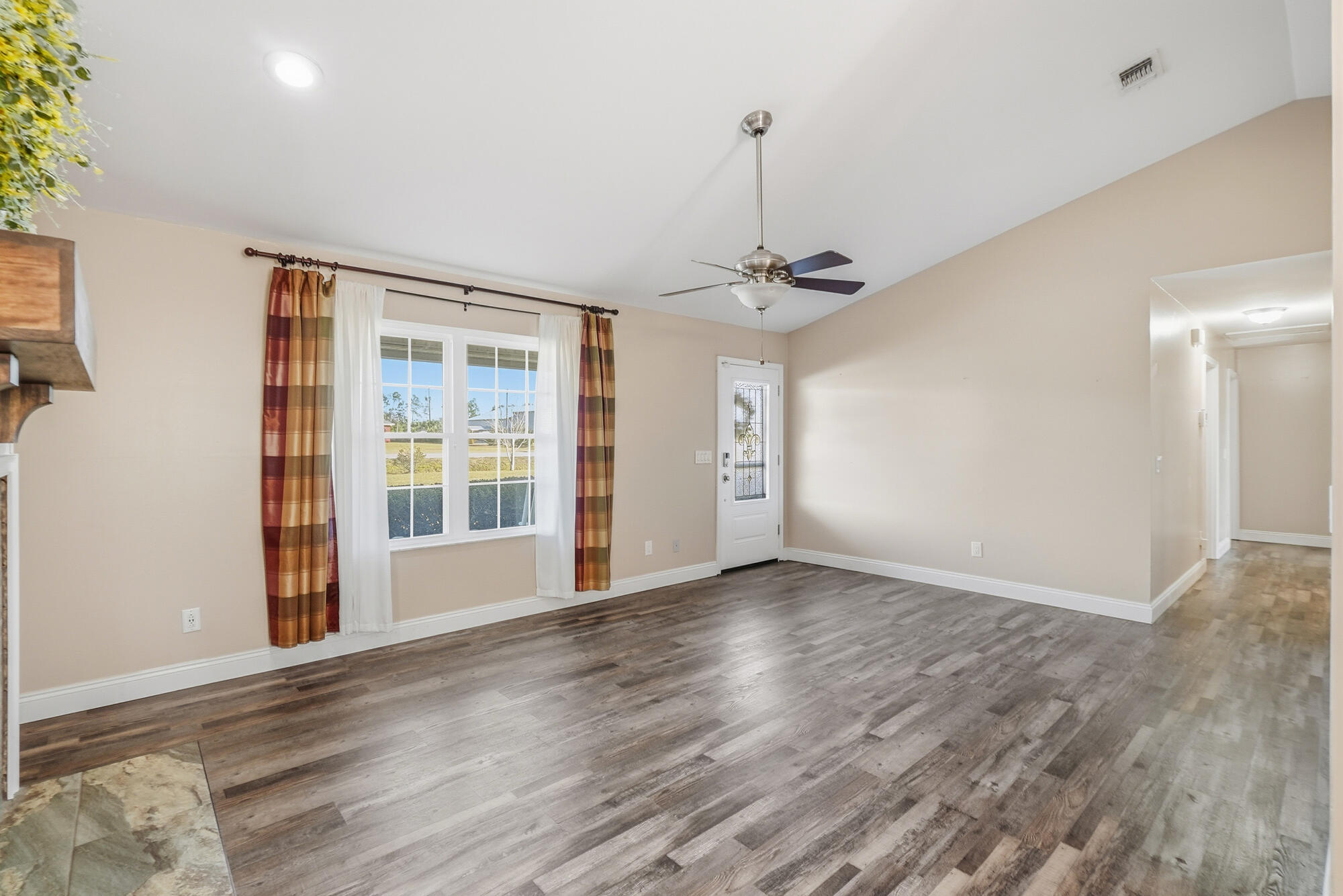 Kirkland Manor - Residential