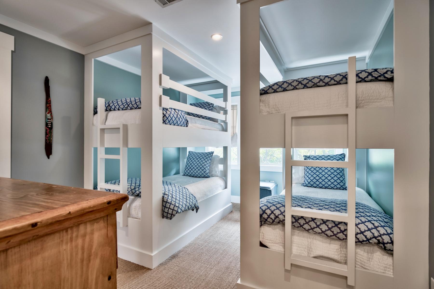 GRAYTON BEACH - Residential