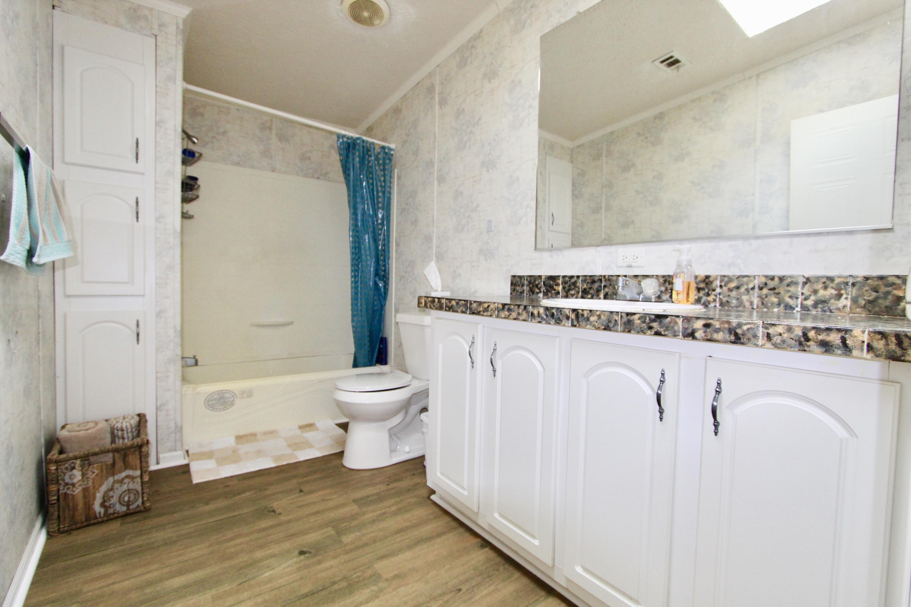 HOLLY GROVE SOUTH - Residential