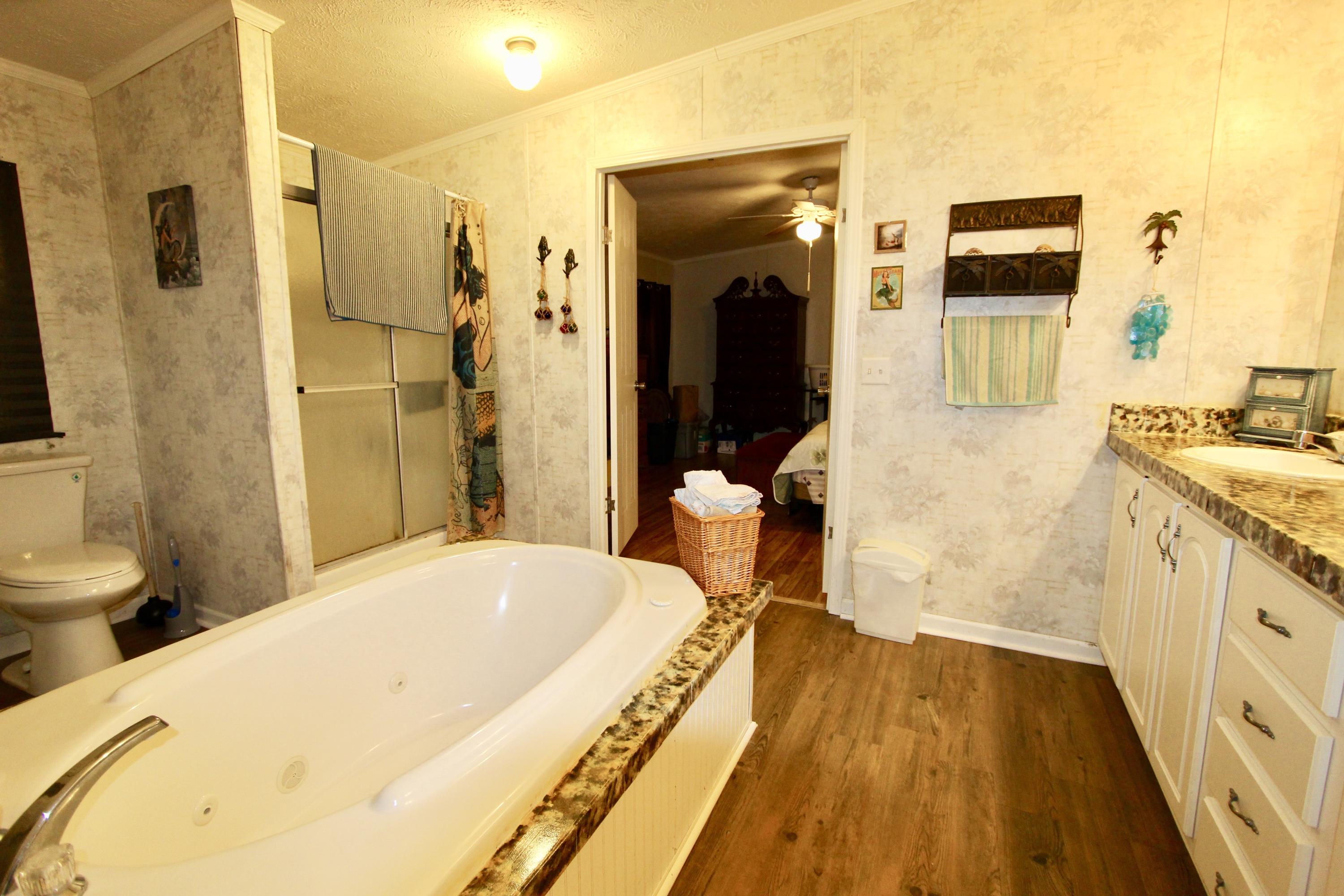 HOLLY GROVE SOUTH - Residential