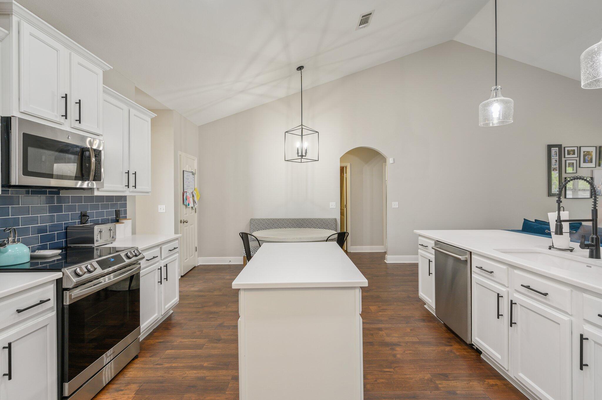 TREASURE ISLE ESTATES - Residential