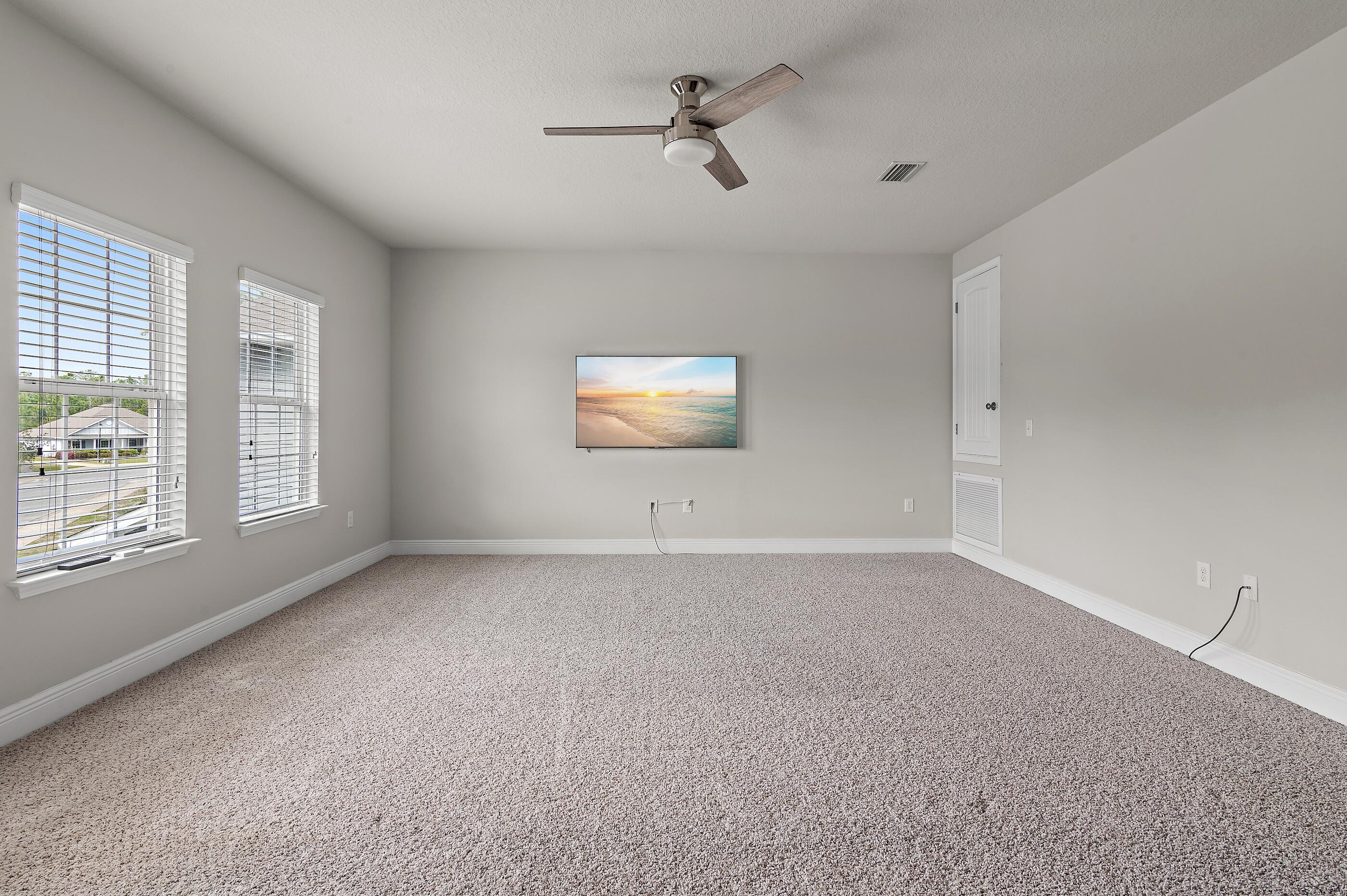 EAGLE BAY - Residential Lease