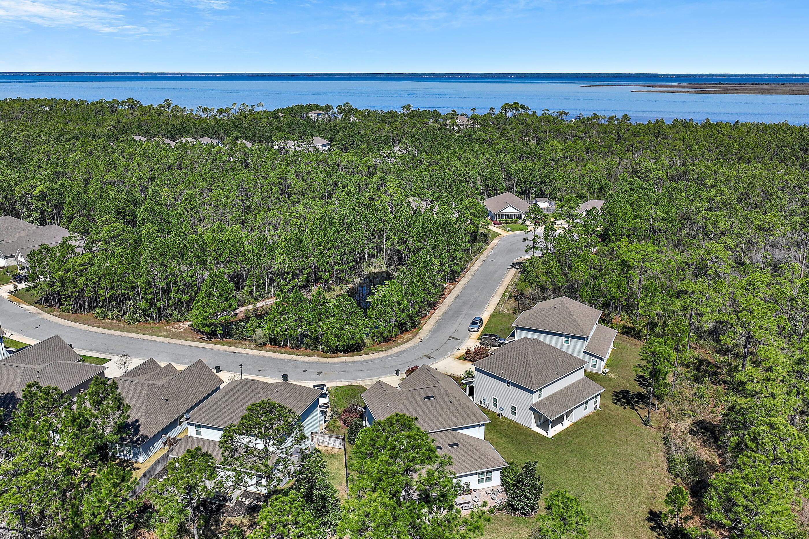 EAGLE BAY - Residential Lease