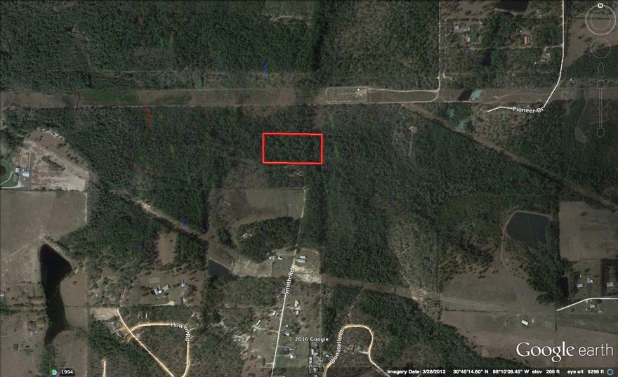 5 Acre recreational tract. Access is quetionable as easement has some title discrepancy . Walton County! Plenty of room for food plots and deer stands! Great for hunting or riding your 4 wheelers! Bring your fishing pole or hammock to hang out by the creek! Access by easement, Flood Zone Wet lands.