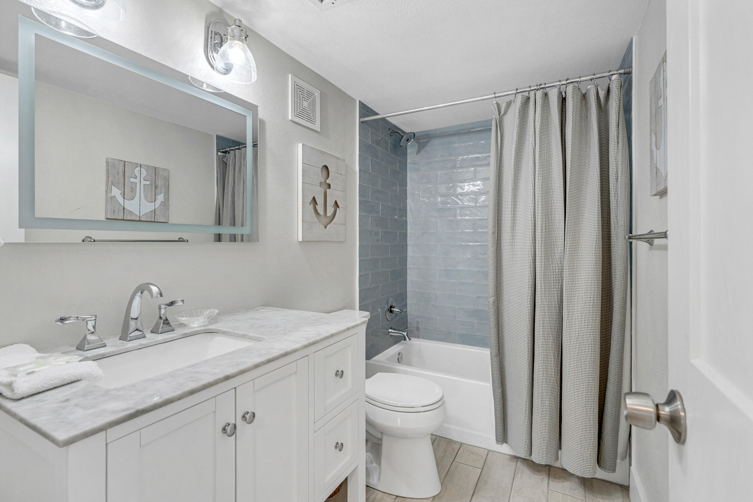 SILVER DUNES CONDO - Residential