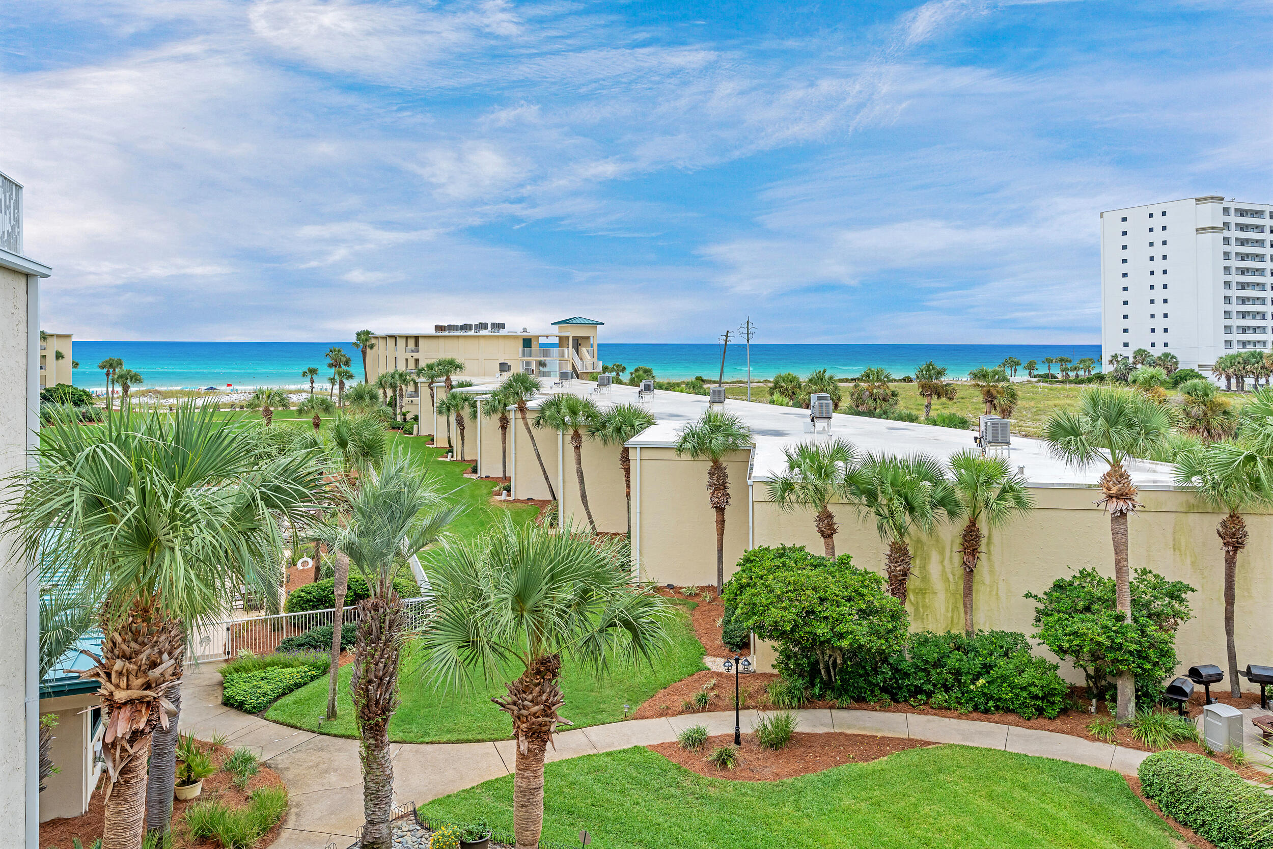 SILVER DUNES CONDO - Residential