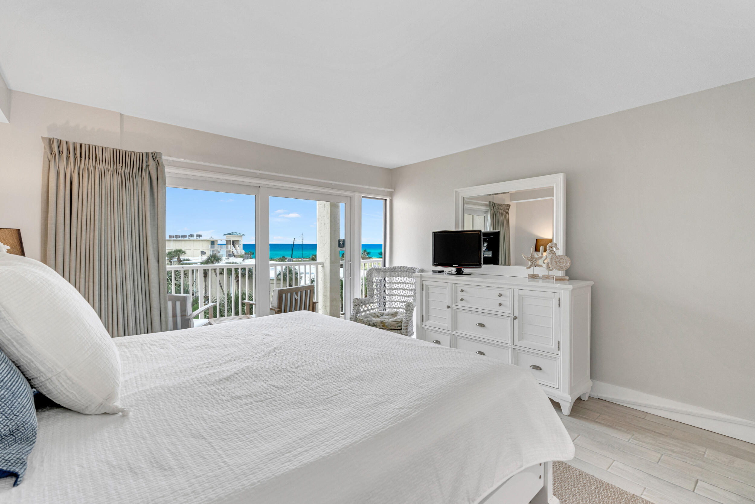 SILVER DUNES CONDO - Residential