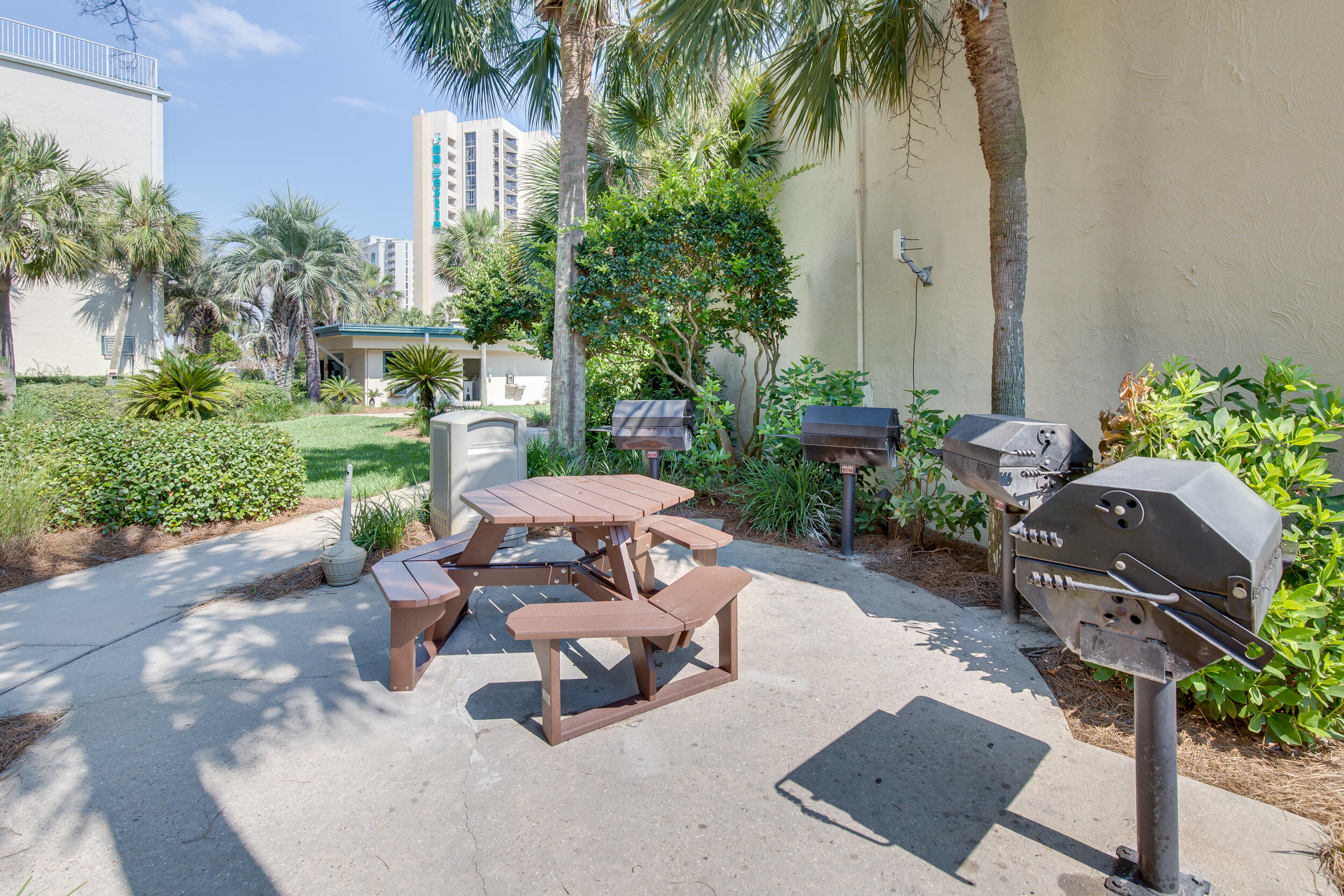 SILVER DUNES CONDO - Residential