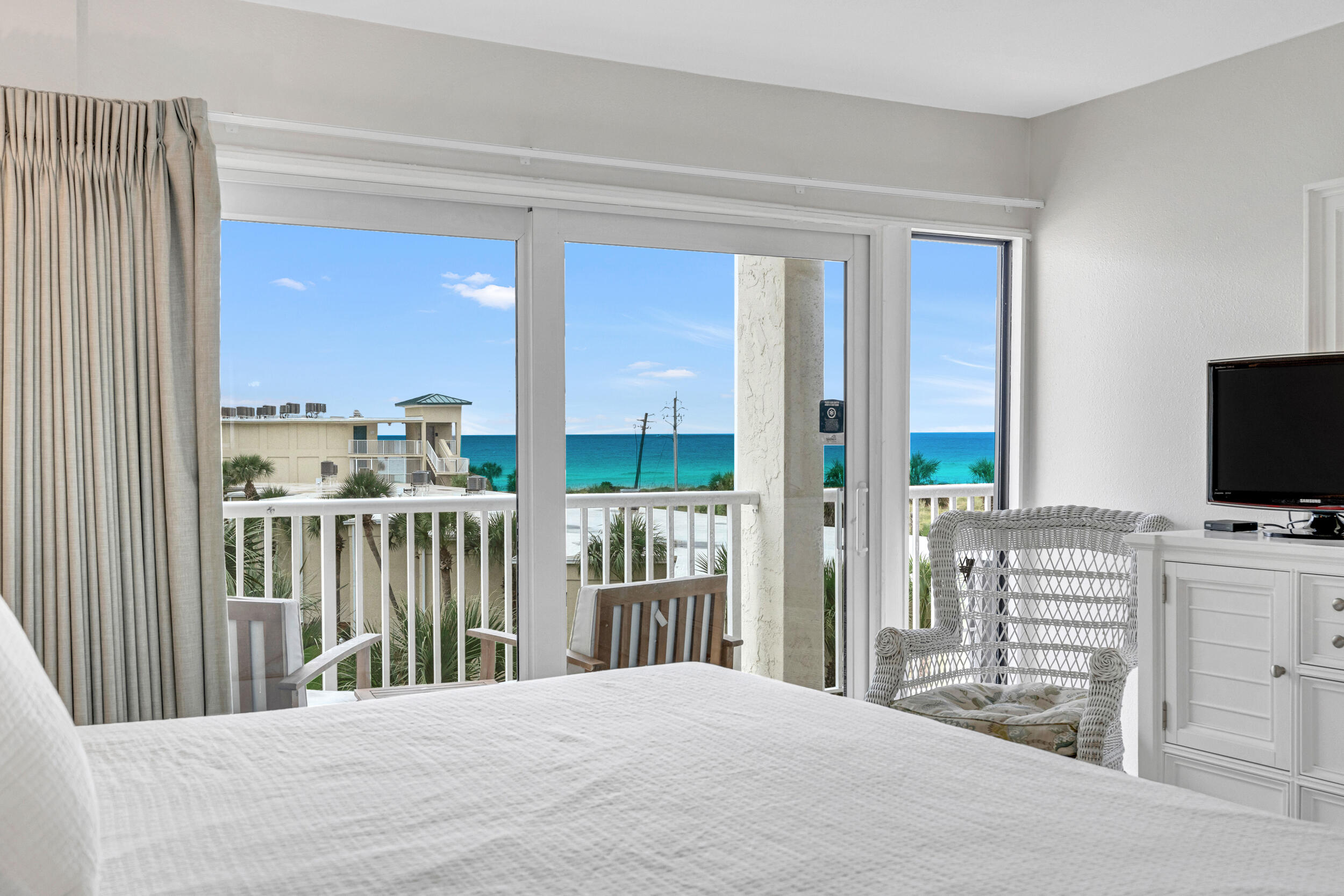 SILVER DUNES CONDO - Residential