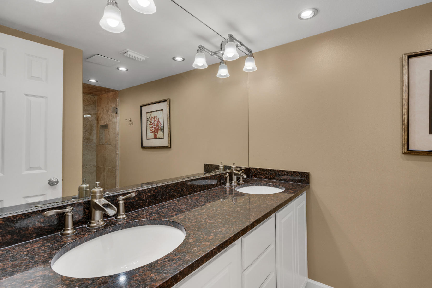 JETTY EAST CONDO - Residential