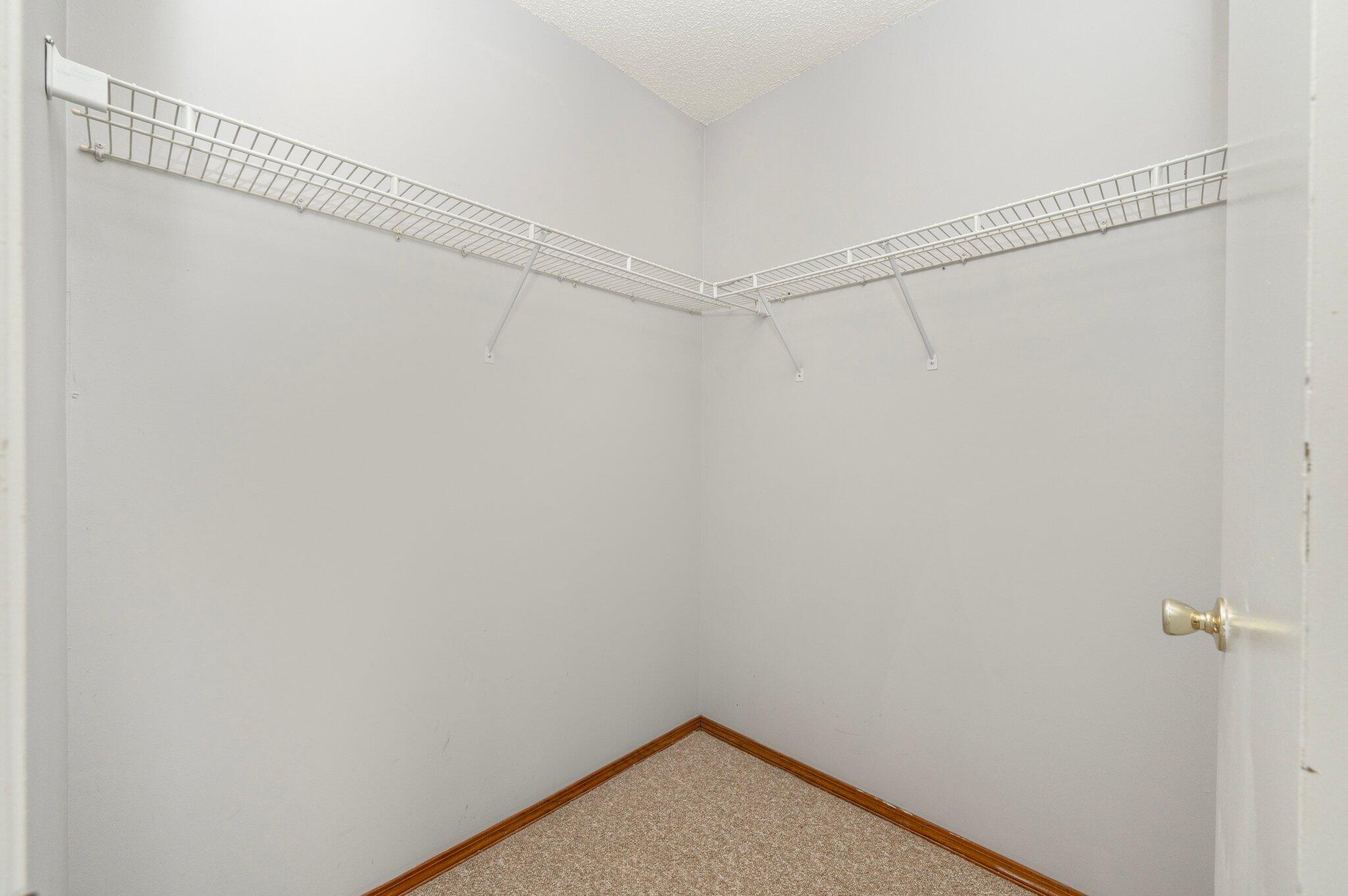 CARDINAL ESTATES - Residential Lease