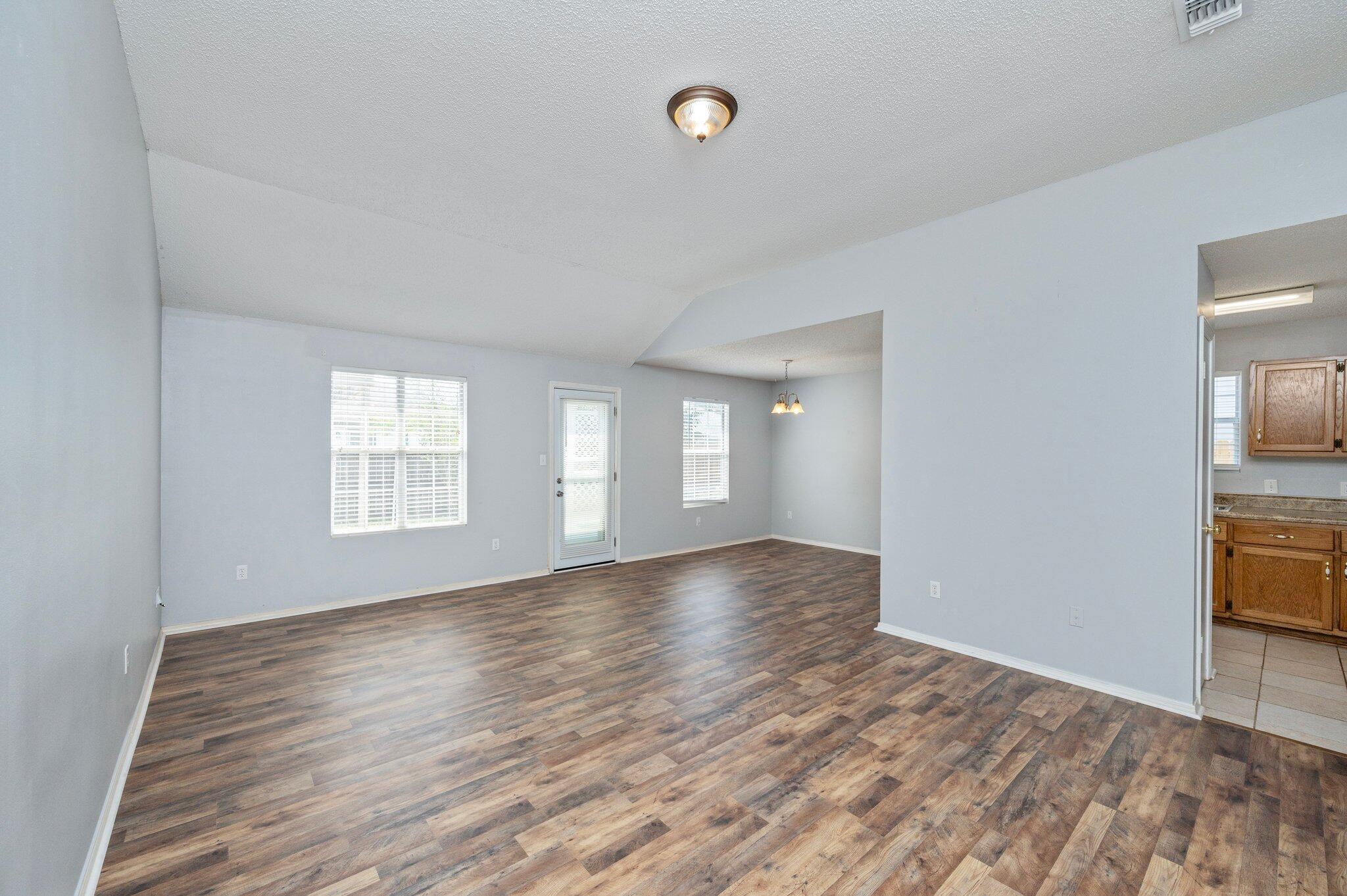 CARDINAL ESTATES - Residential Lease