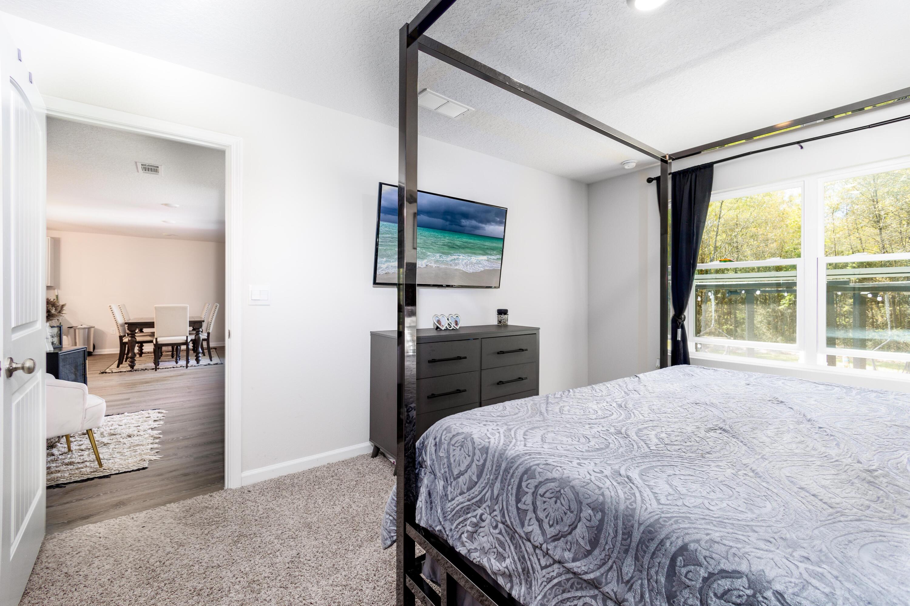 LAKERIDGE EST - Residential