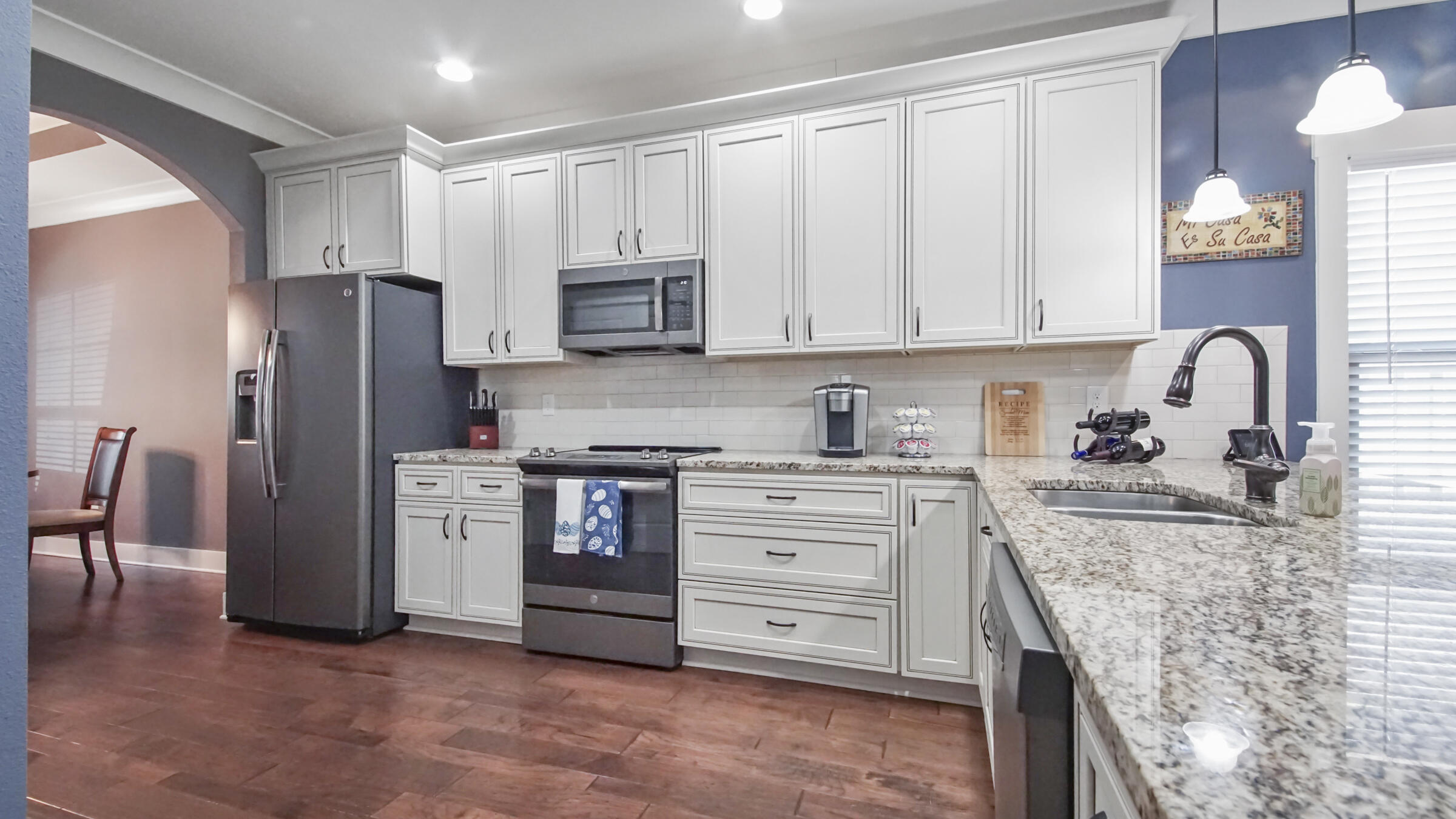 DIXON S/D - Residential Lease