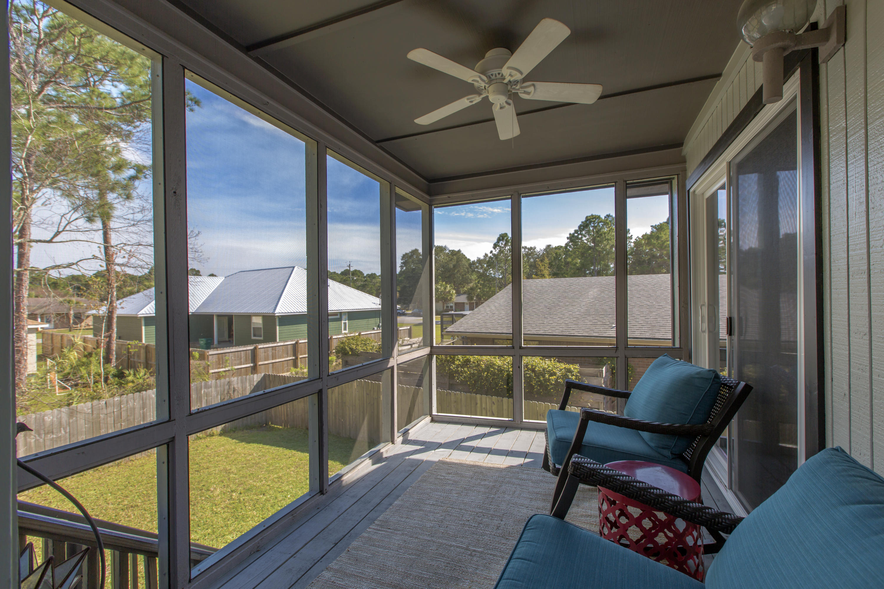 HOLIDAY SHORES ESTATES - Residential