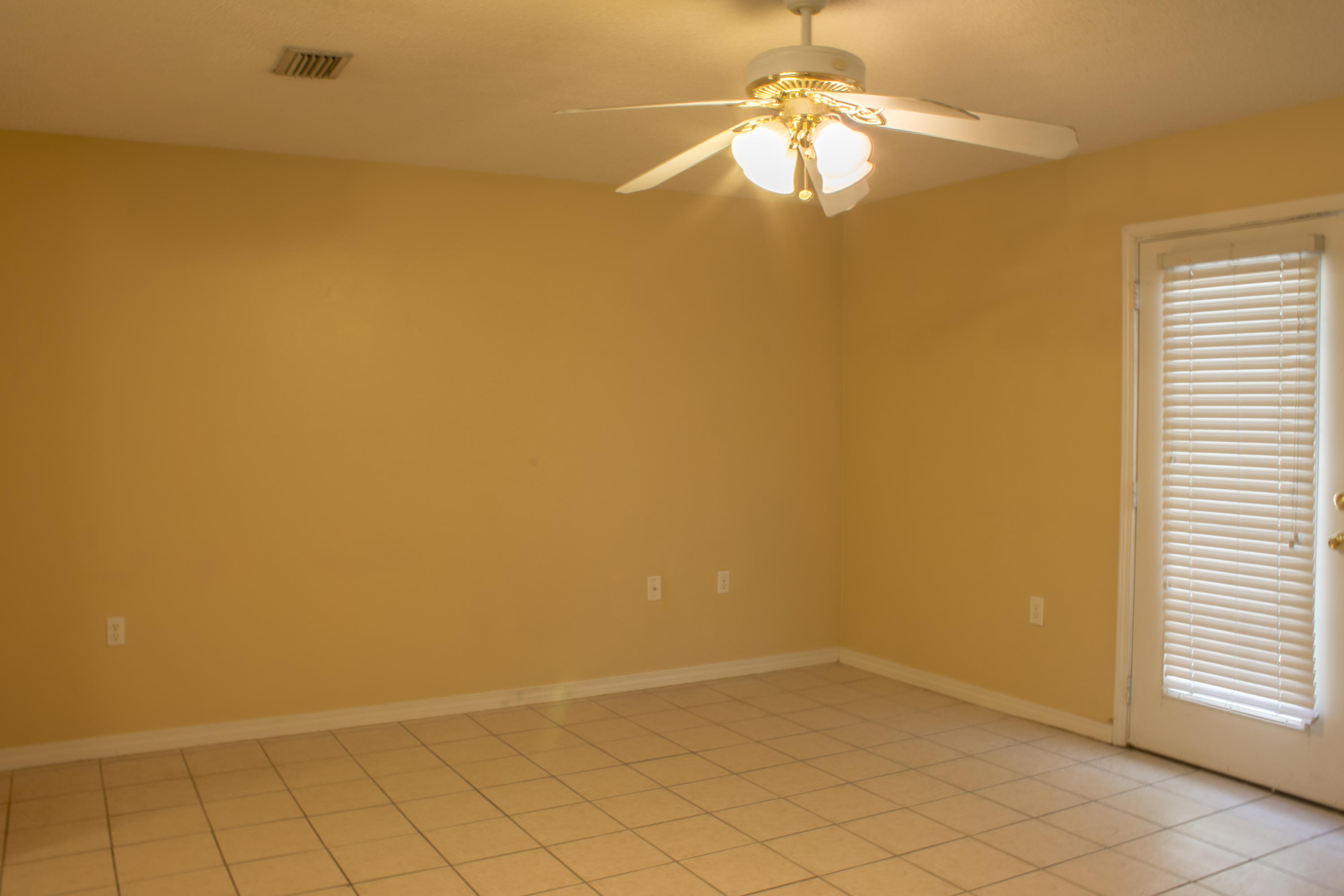 OAK PARK TOWNHOMES - Residential