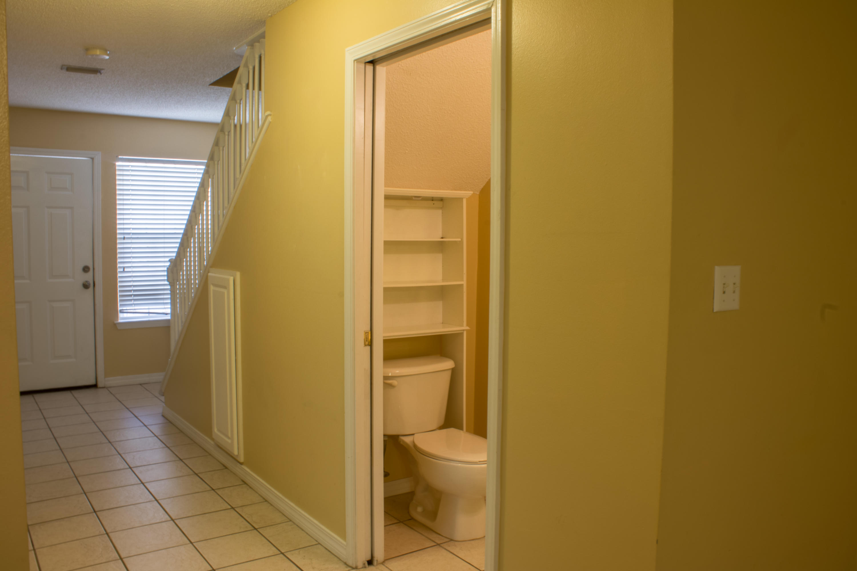 OAK PARK TOWNHOMES - Residential