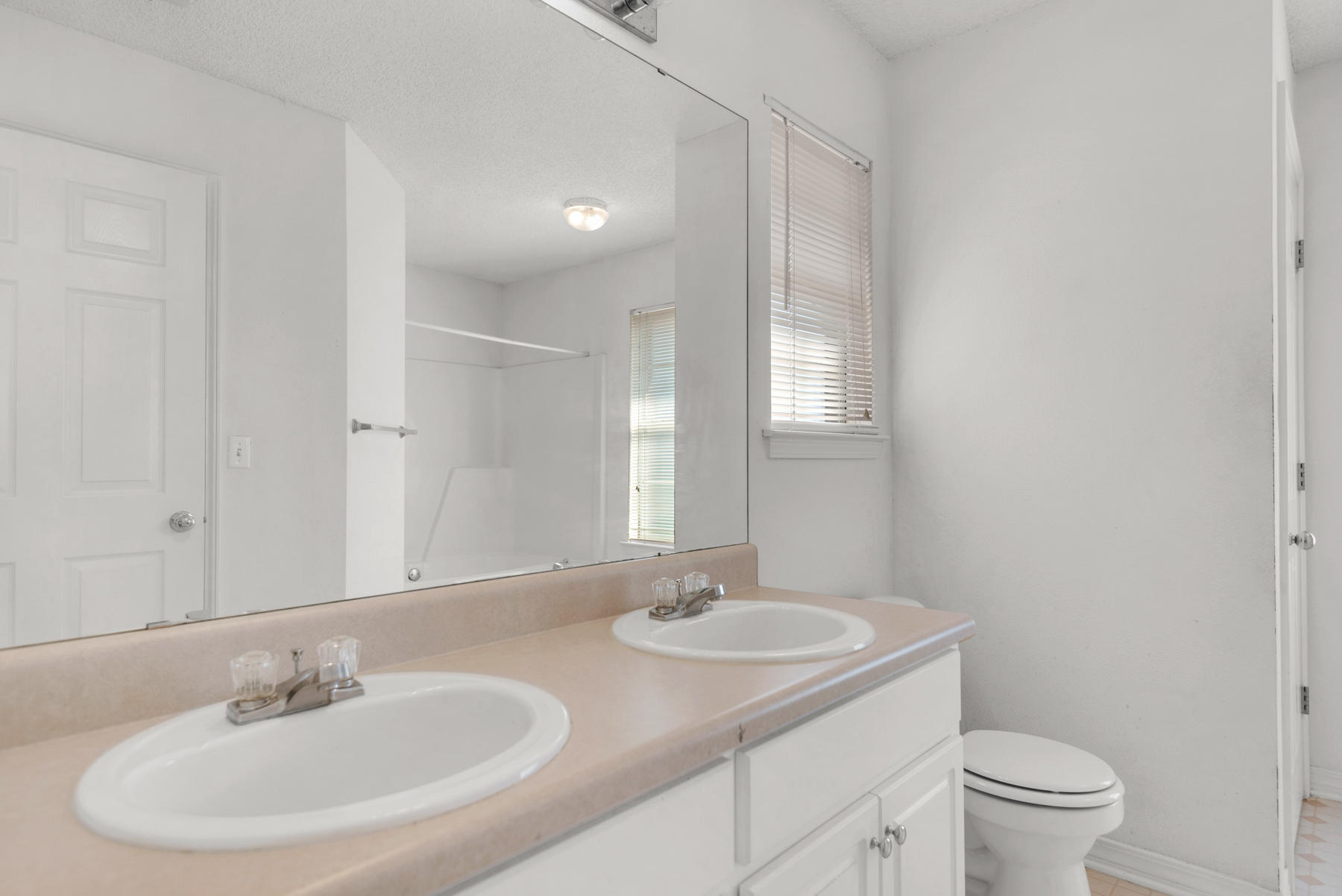 EMERALD VILLAGE S/D - Residential