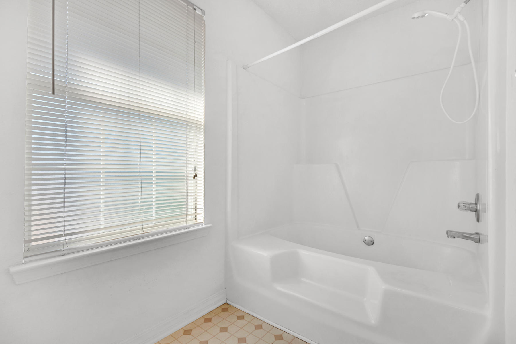 EMERALD VILLAGE S/D - Residential