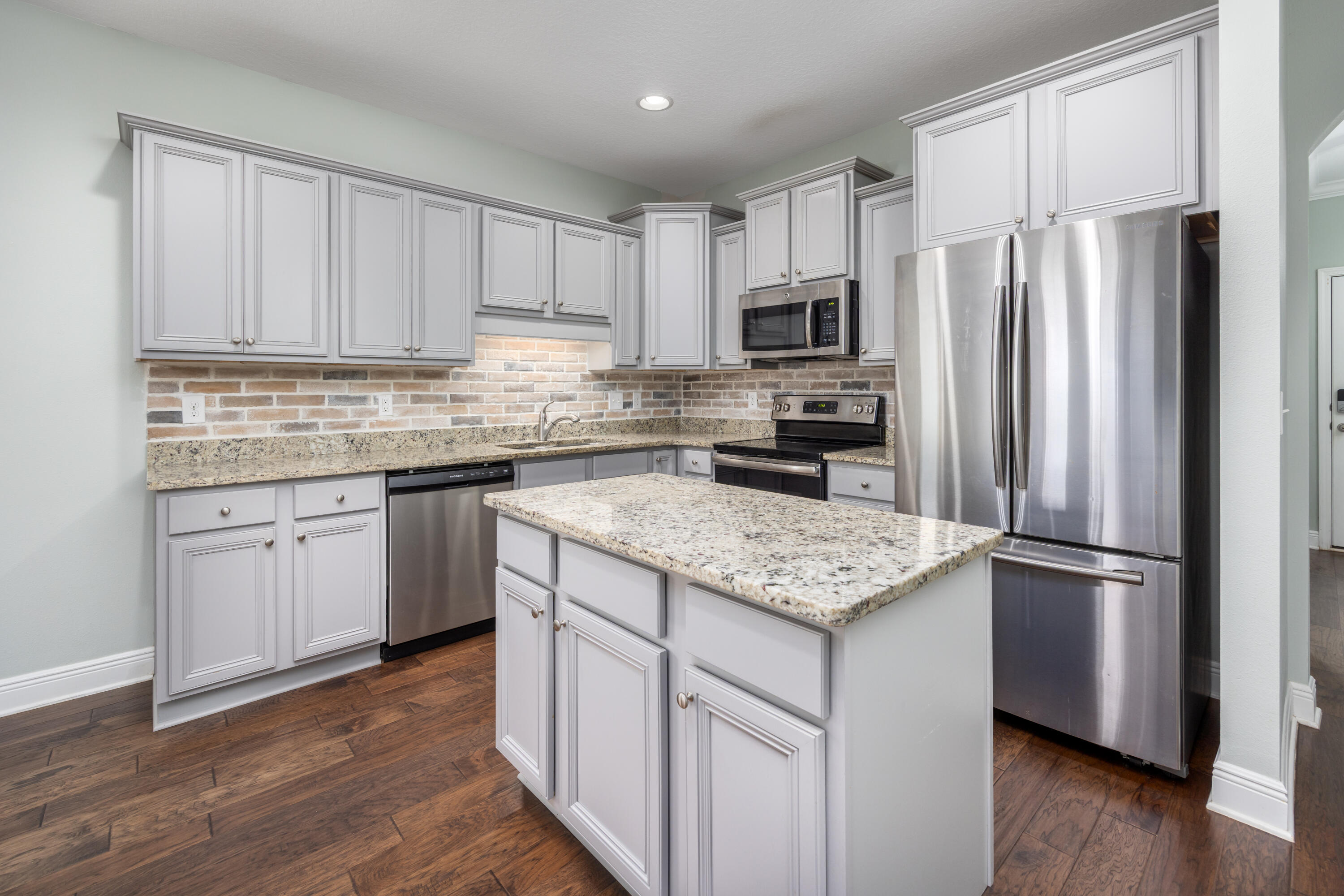 DRIFTWOOD ESTATES - Residential