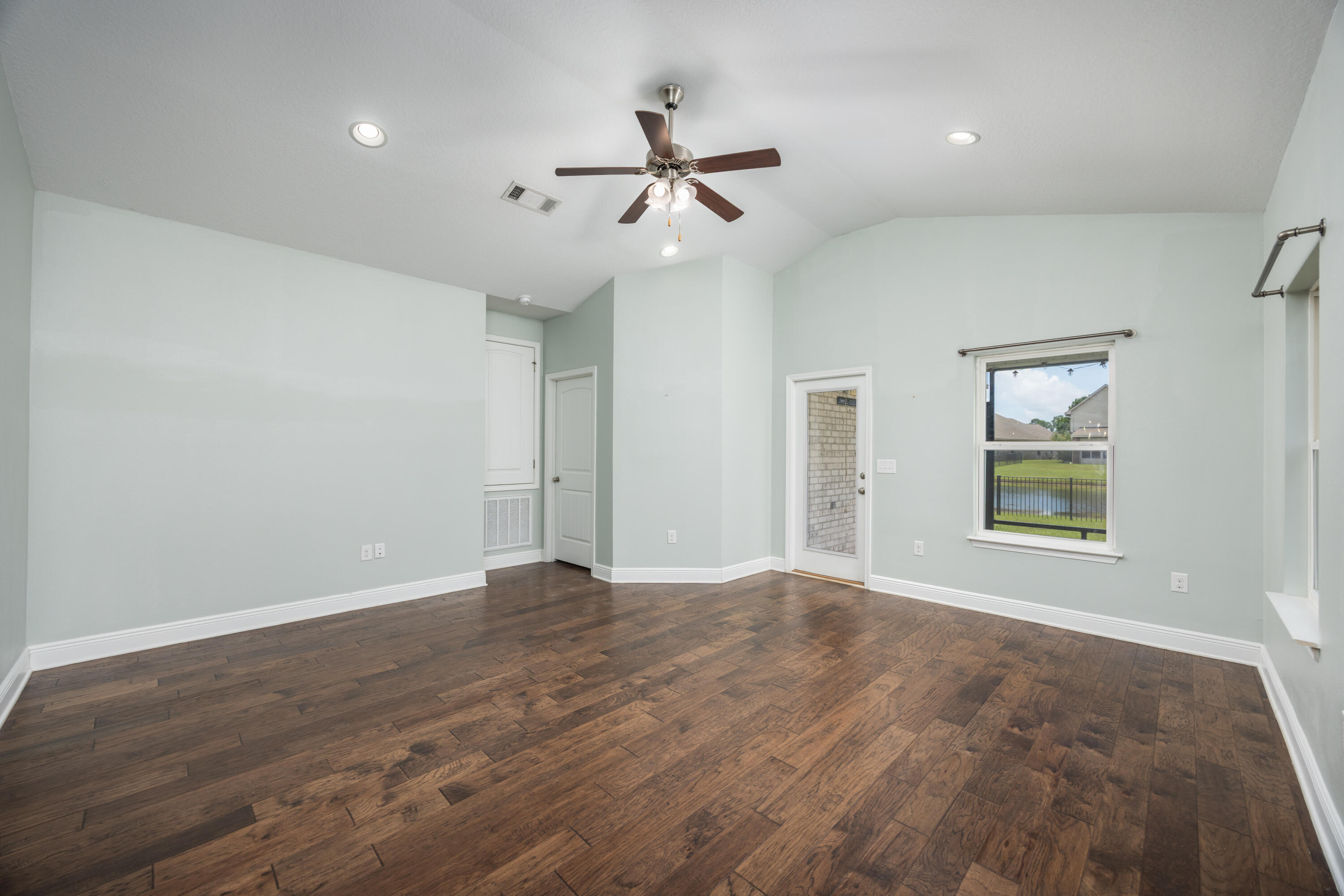 DRIFTWOOD ESTATES - Residential
