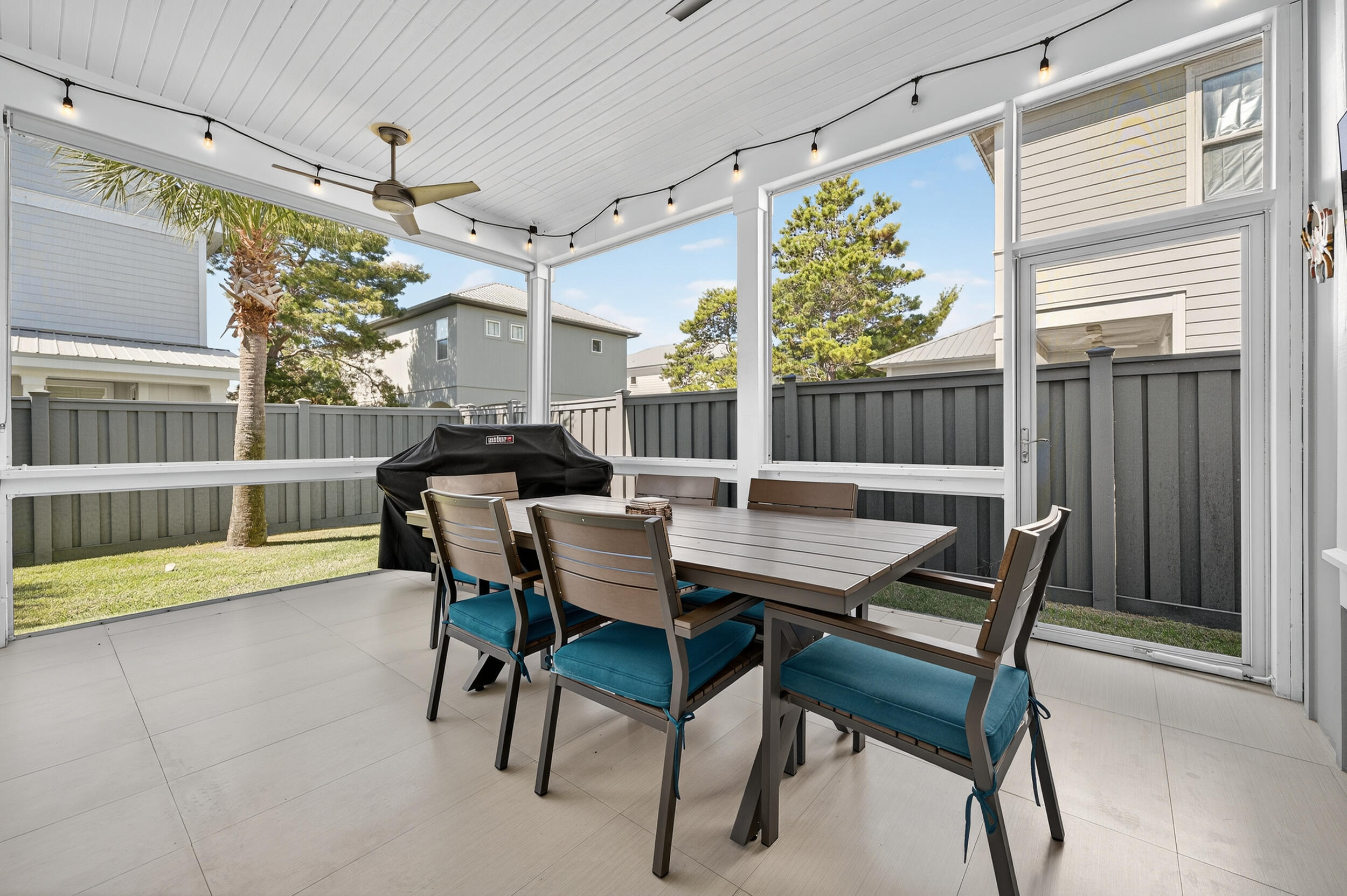 FRANGISTA BEACH 2ND ADDN - Residential