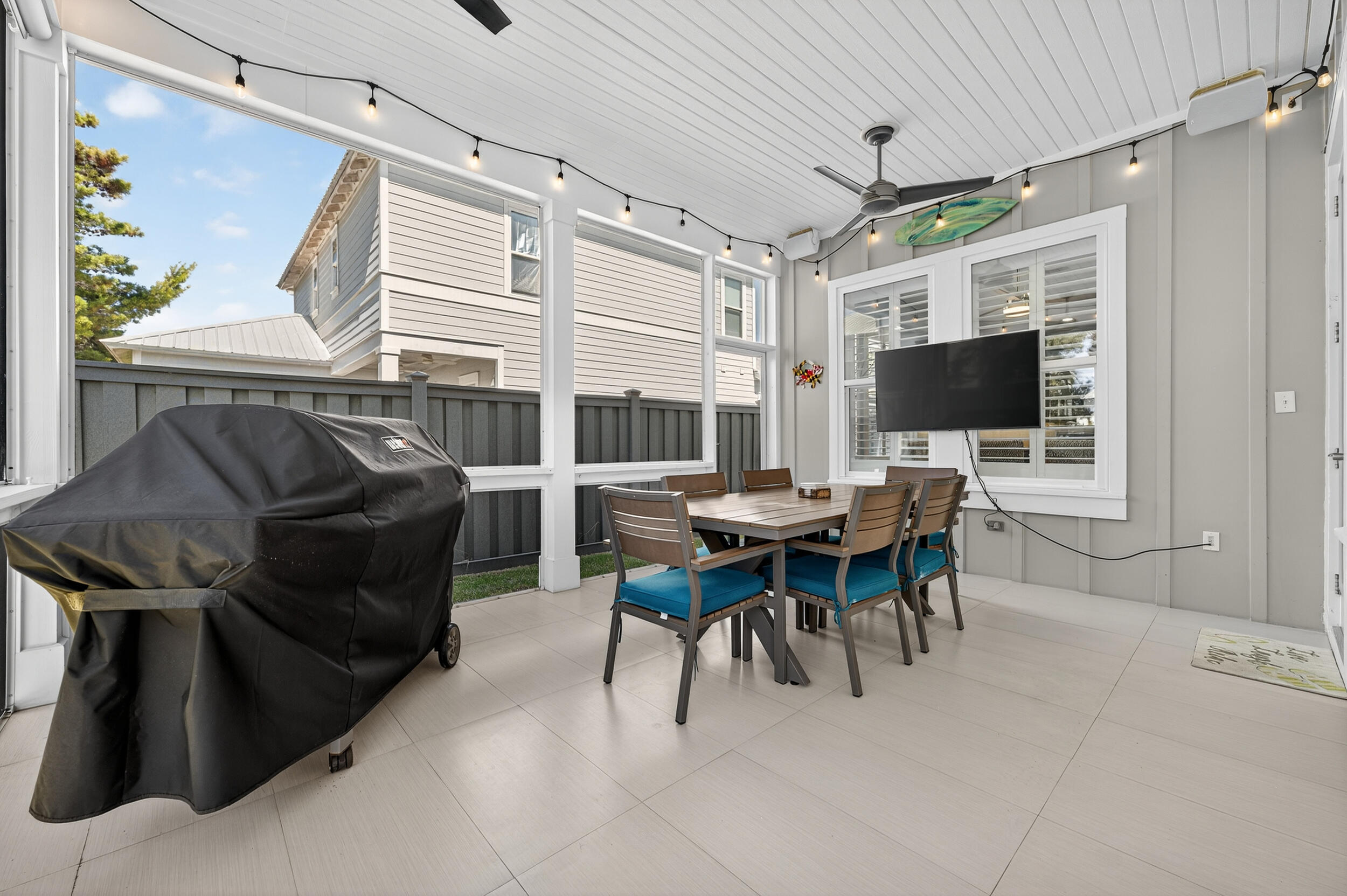 FRANGISTA BEACH 2ND ADDN - Residential