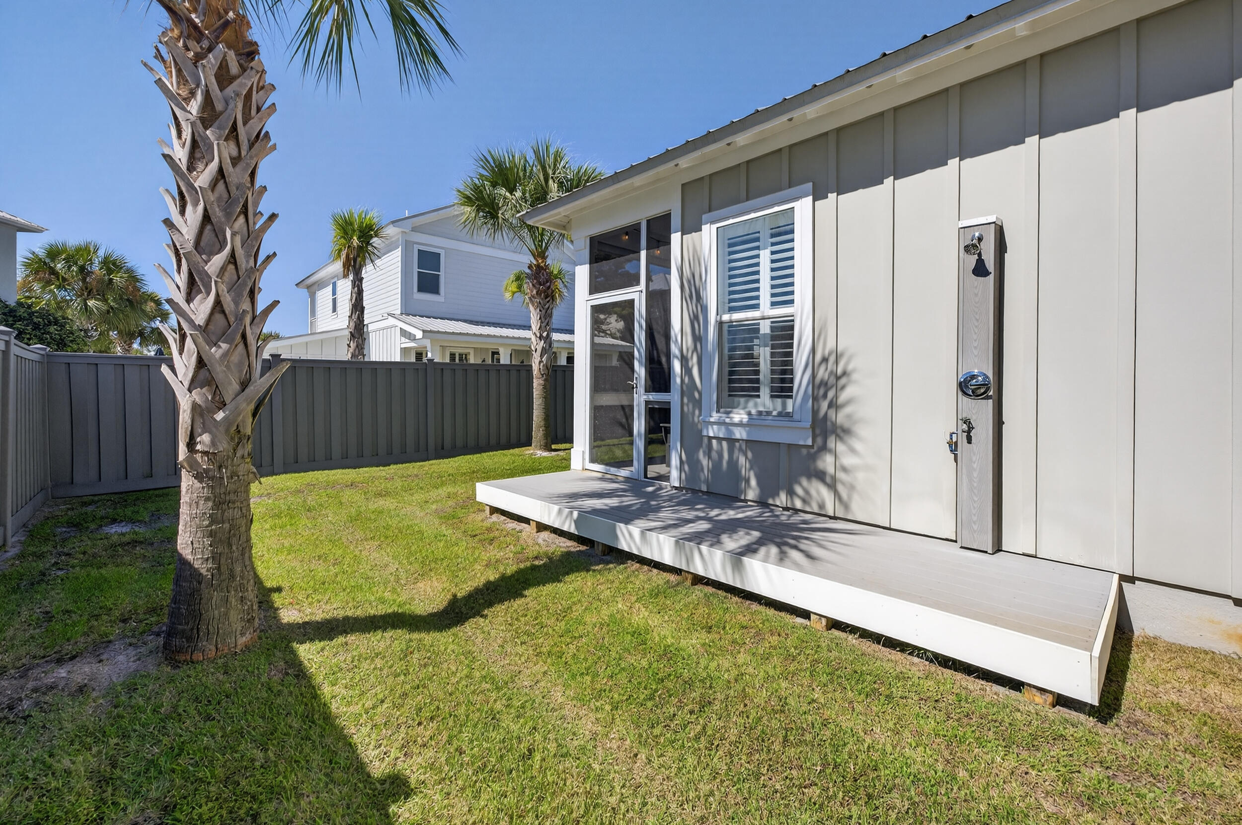 FRANGISTA BEACH 2ND ADDN - Residential