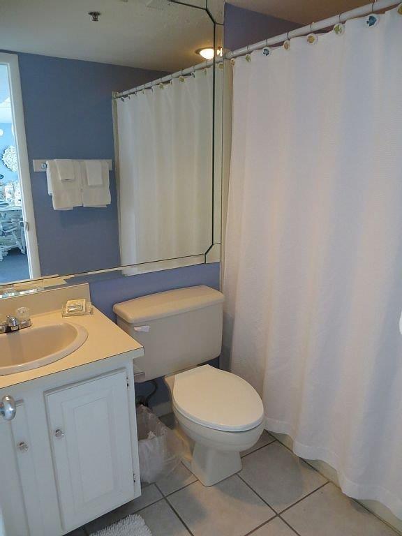 ONE SEAGROVE PLACE CONDOMINIUMS - Residential