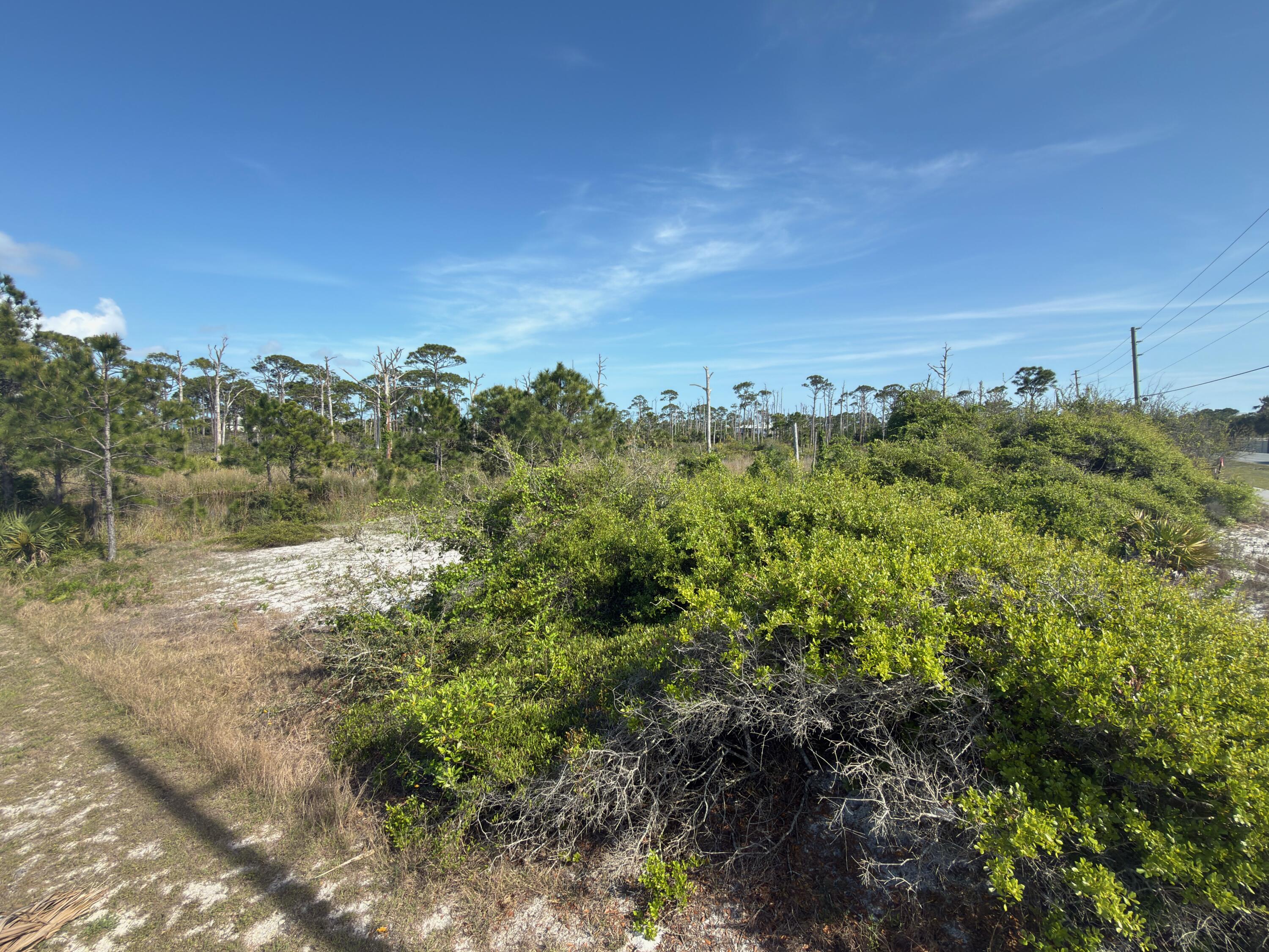 NO RECORDED SUBDIVISION - Land