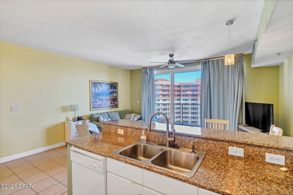 SHORES OF PANAMA - Residential