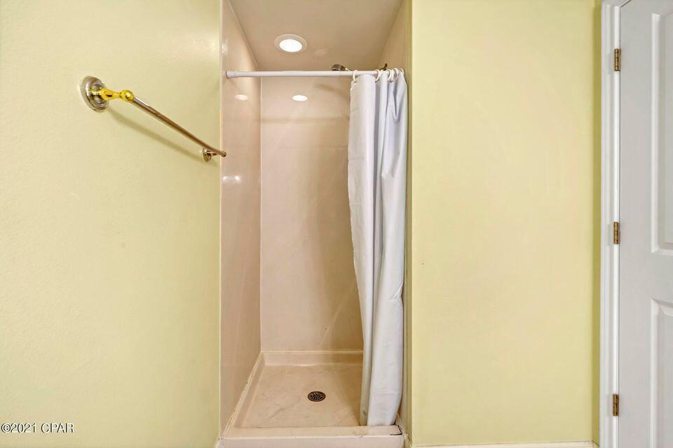 SHORES OF PANAMA - Residential