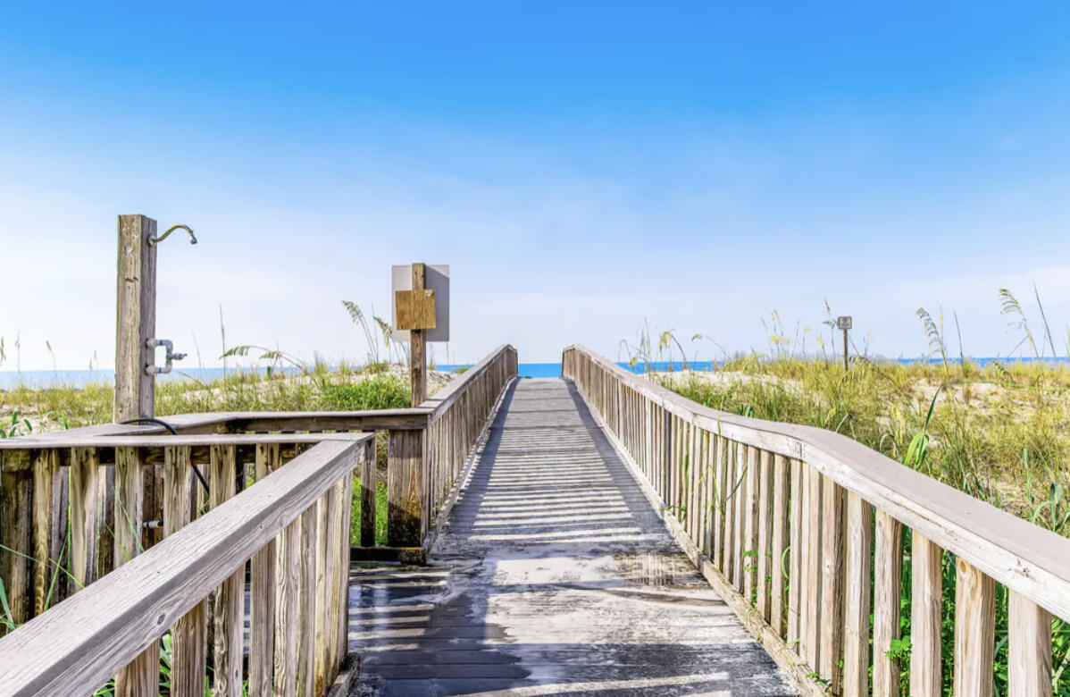 ISLANDER BEACH RESORT PH 2 - Residential