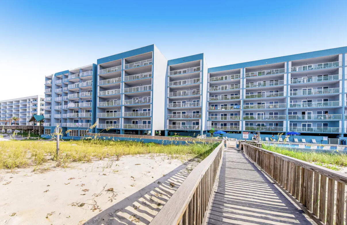 ISLANDER BEACH RESORT PH 2 - Residential