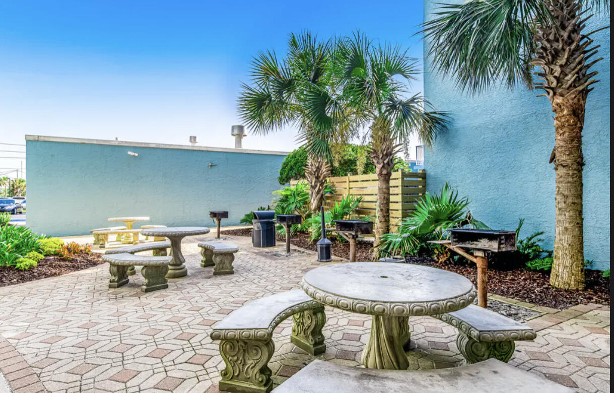 ISLANDER BEACH RESORT PH 2 - Residential