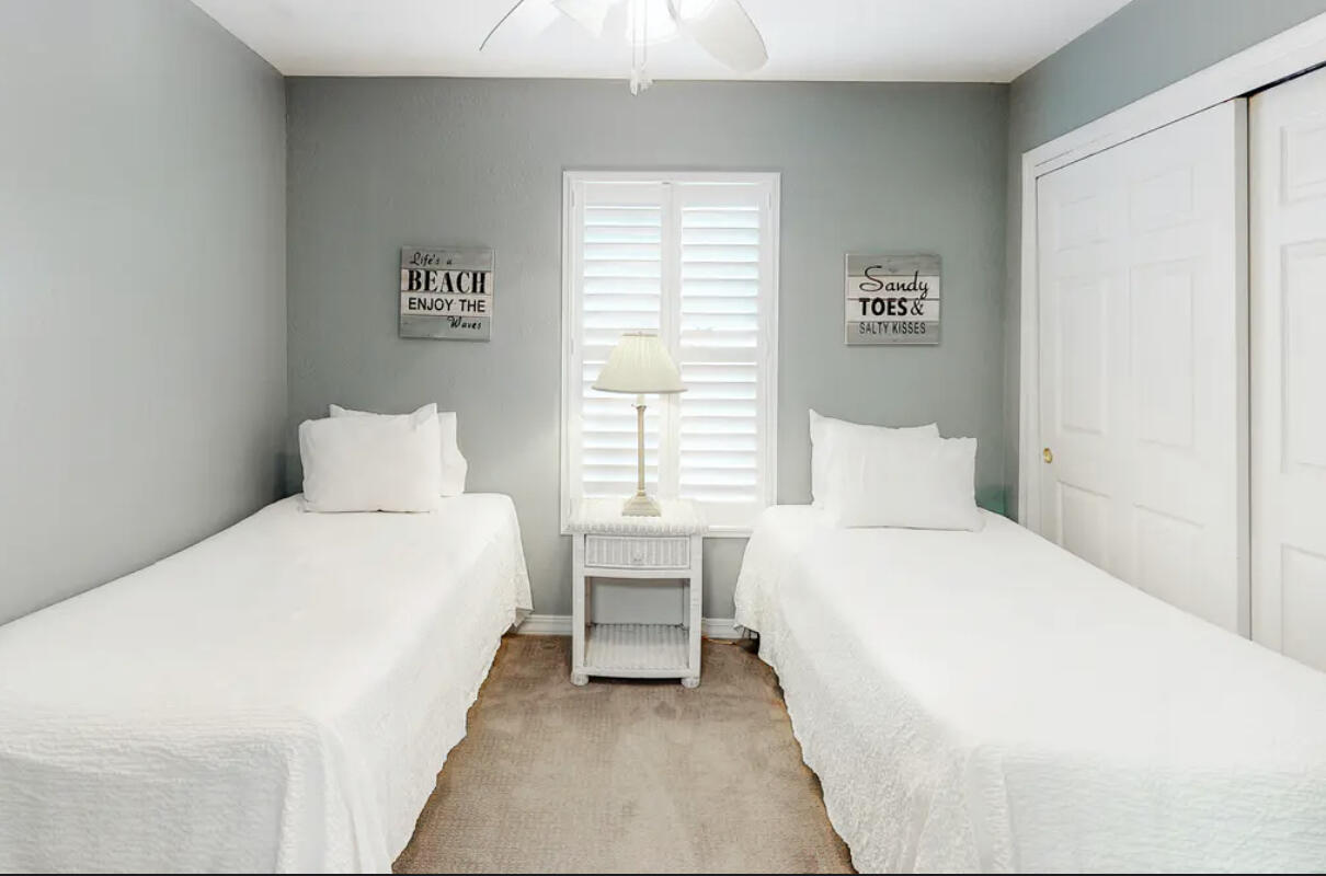 ISLANDER BEACH RESORT PH 2 - Residential